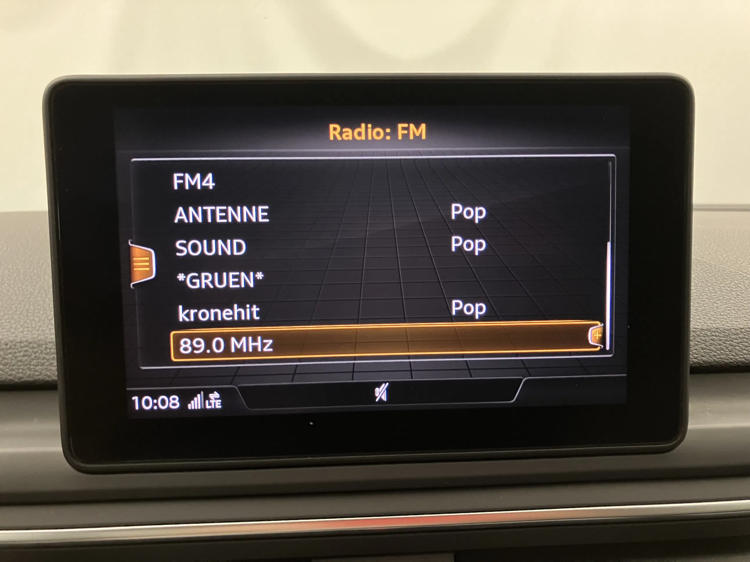 Audi A4 Avant 35 TDI | Bild 20 von 30