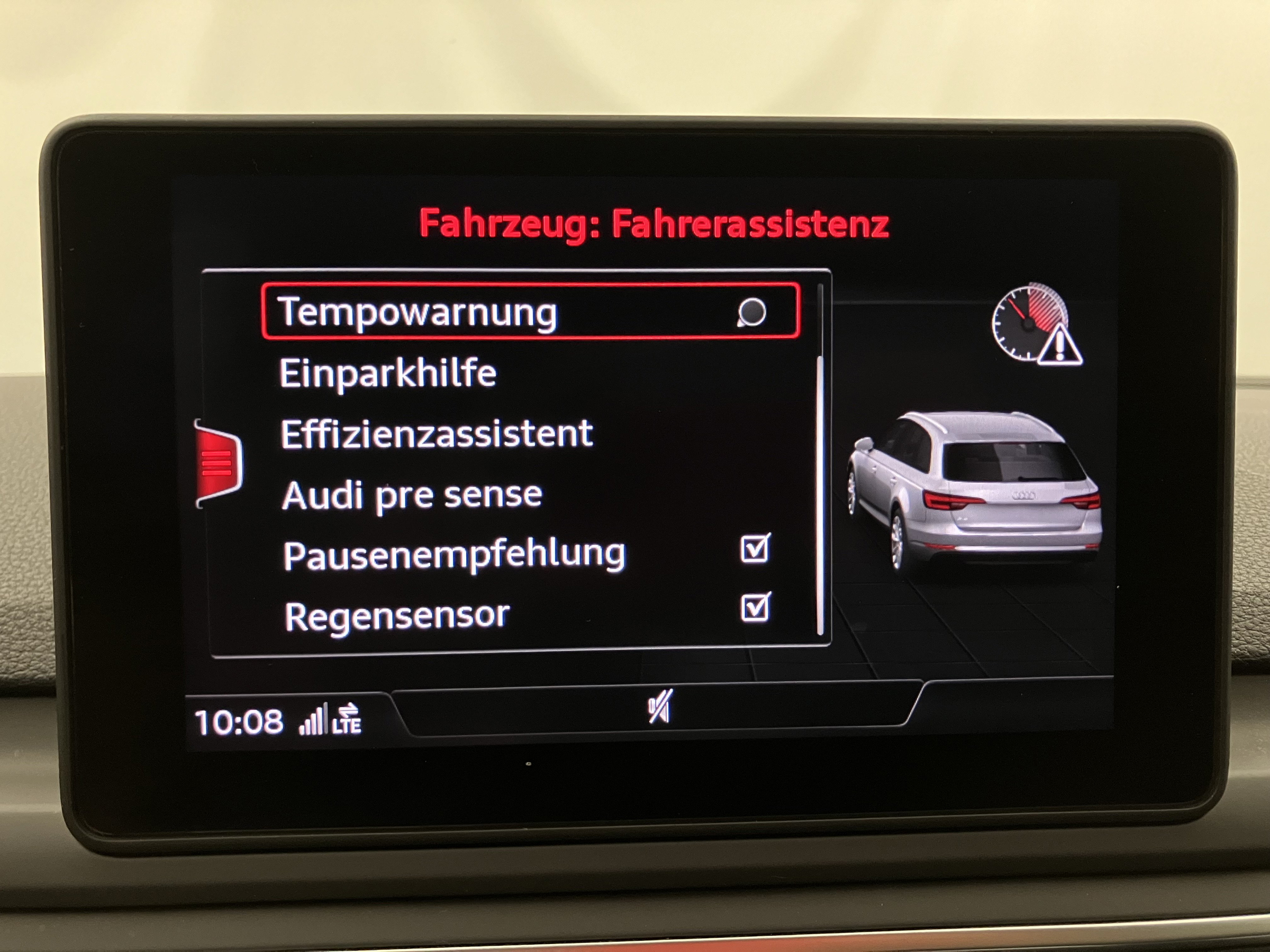 Audi A4 Avant 35 TDI | Bild 22 von 30