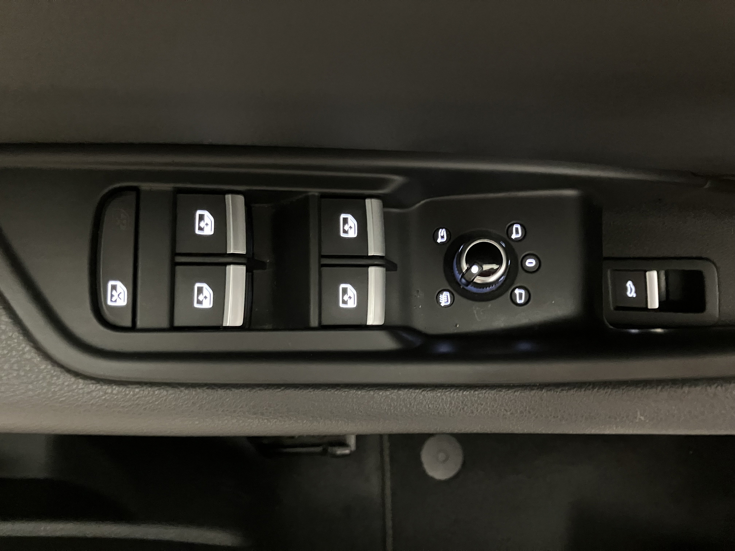 Audi A4 Avant 35 TDI | Bild 9 von 30