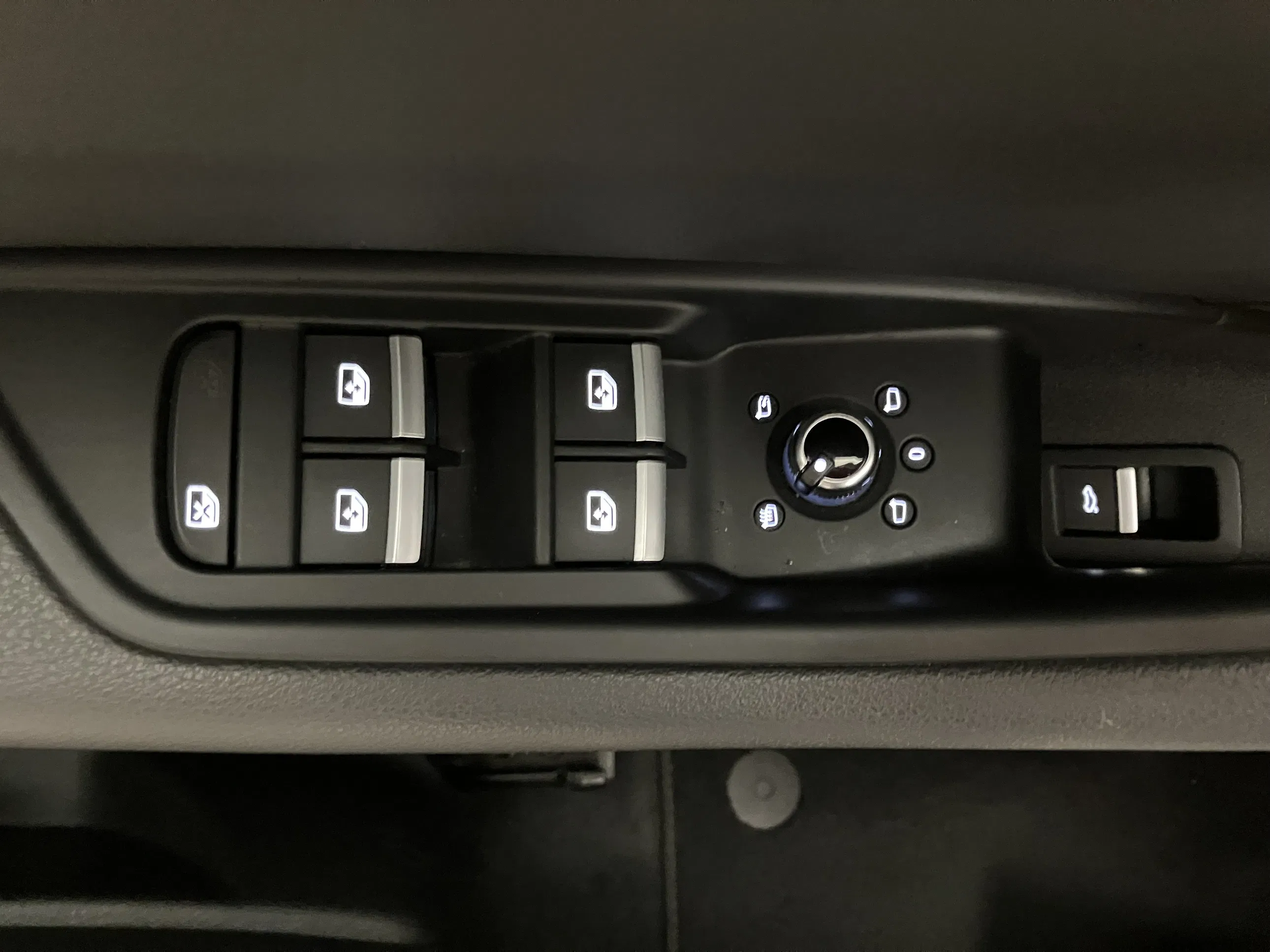 Audi A4 Avant 35 TDI | Bild 9 von 30