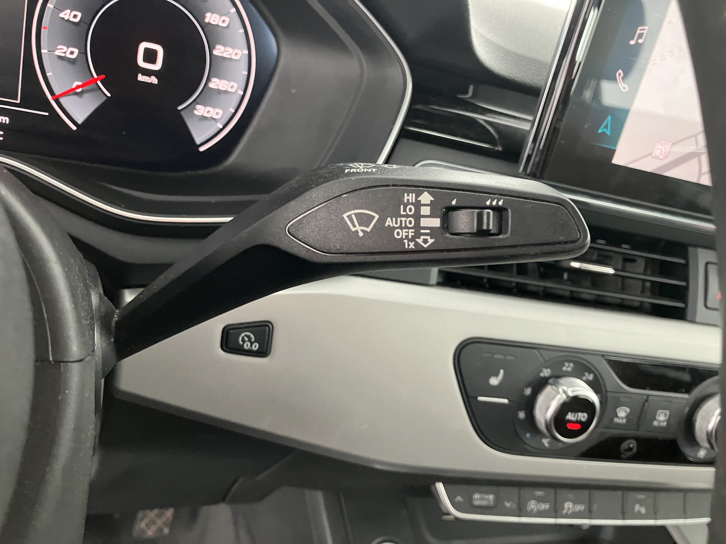 Audi A4 35 2.0 TFSI S-Line | Bild 25 von 31