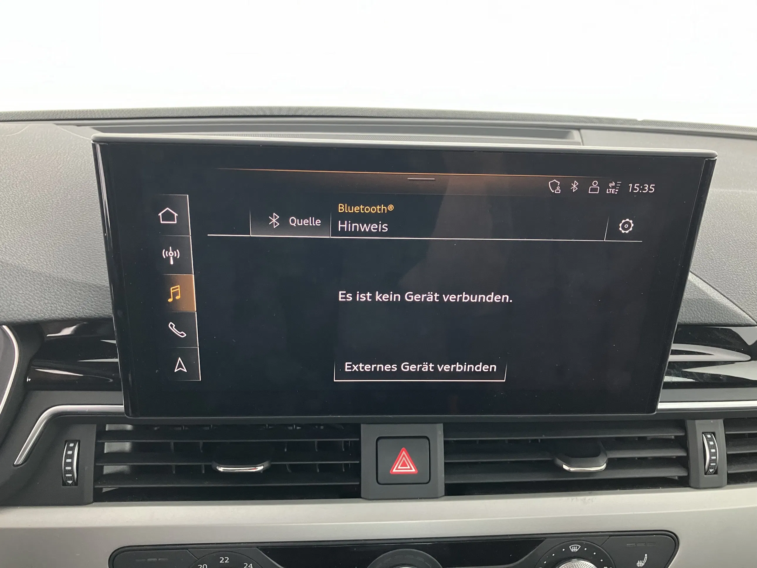 Audi A4 35 2.0 TFSI S-Line | Bild 10 von 31