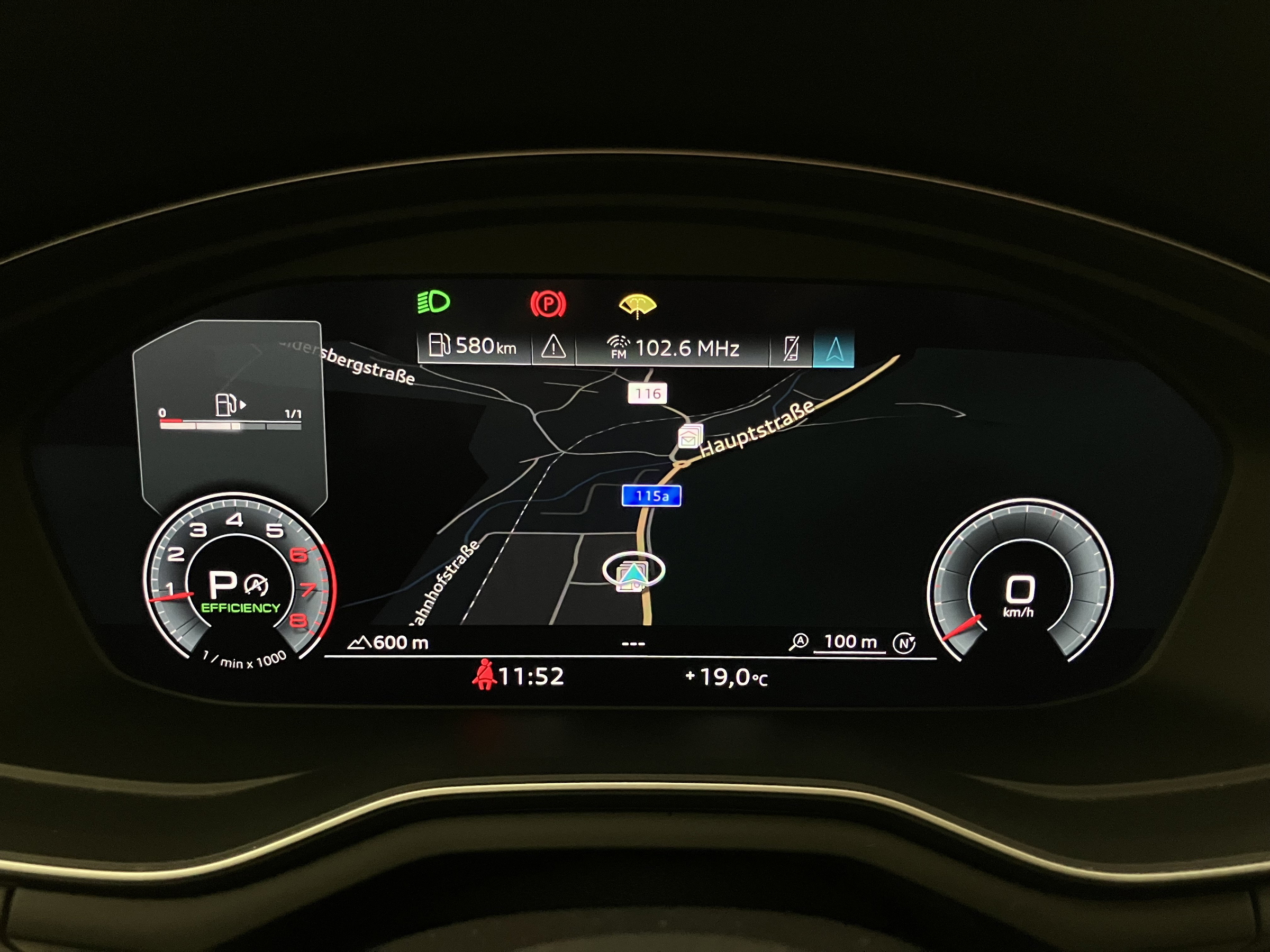 Audi A4 40 2.0 TFSI advanced | Bild 14 von 26