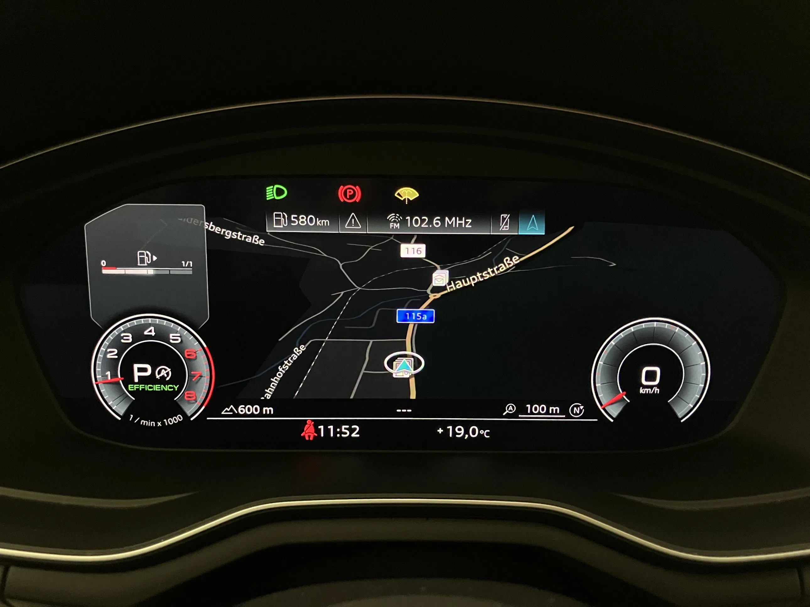 Audi A4 40 2.0 TFSI advanced | Bild 14 von 26