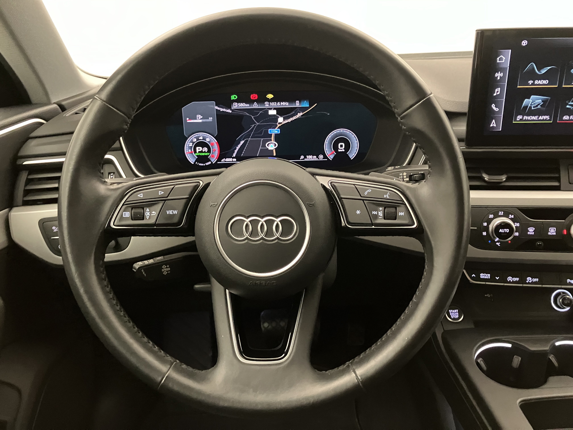 Audi A4 40 2.0 TFSI advanced | Bild 15 von 26