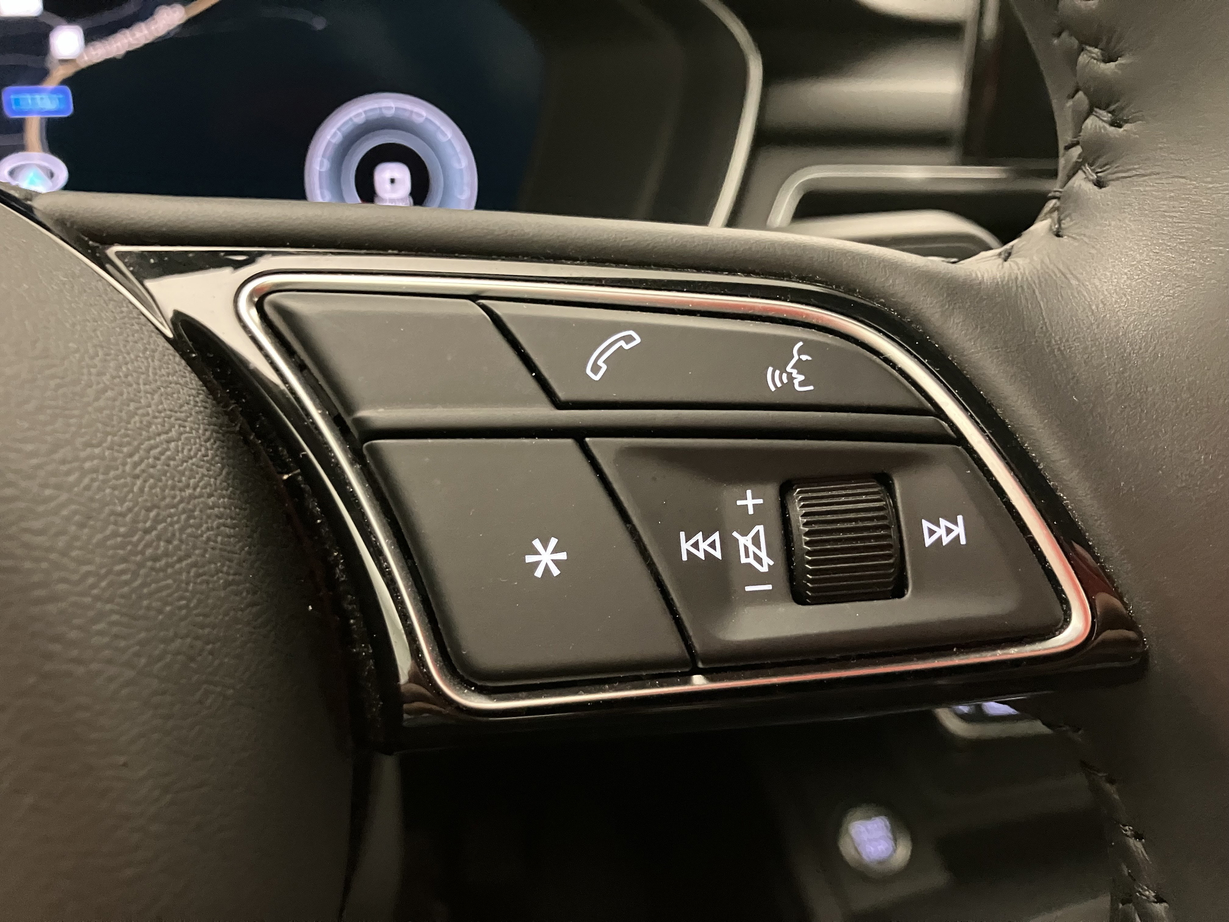 Audi A4 40 2.0 TFSI advanced | Bild 17 von 26