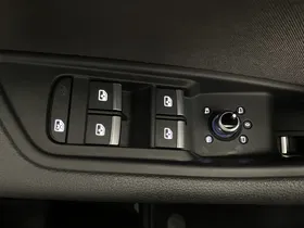 Audi A4 40 2.0 TFSI advanced | Thumbnail 10 von 26