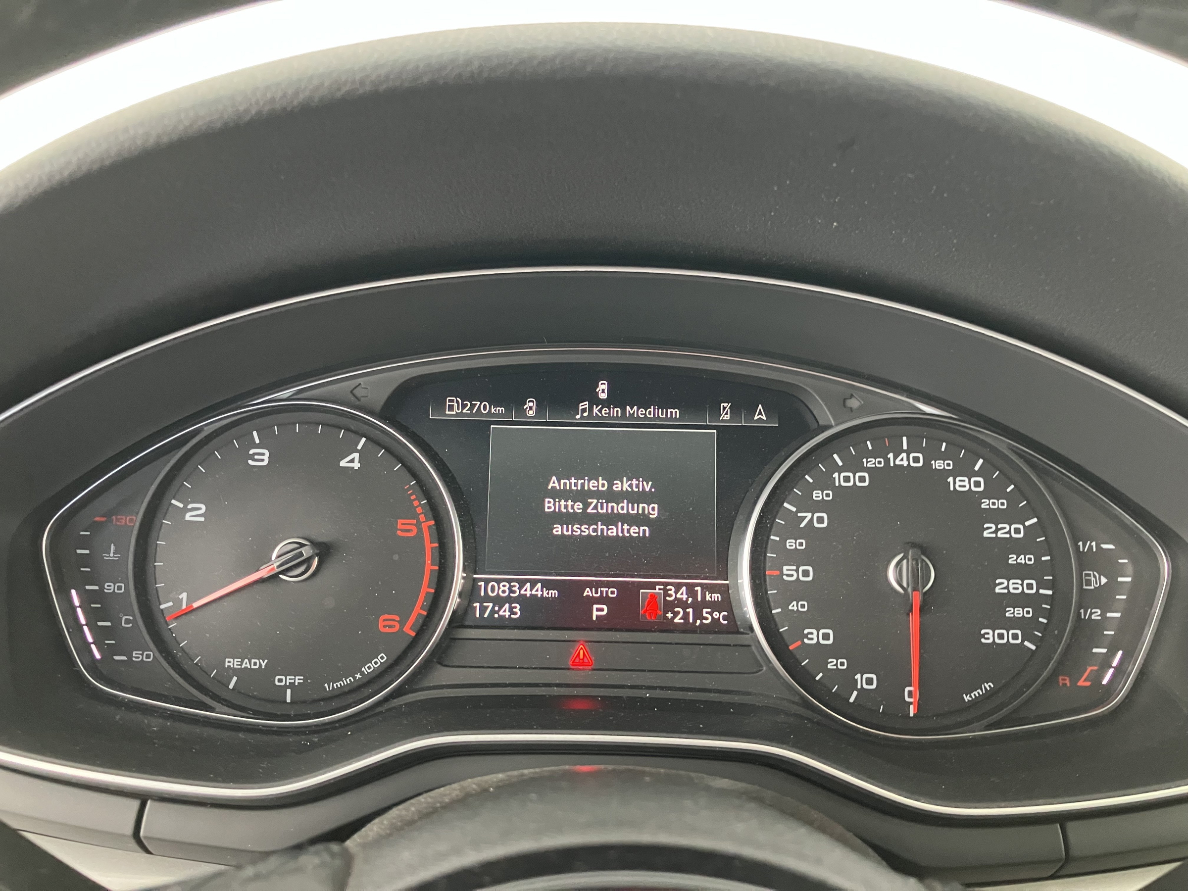 Audi A4 Avant 40 2.0 TDI quattro advanced | Bild 20 von 31