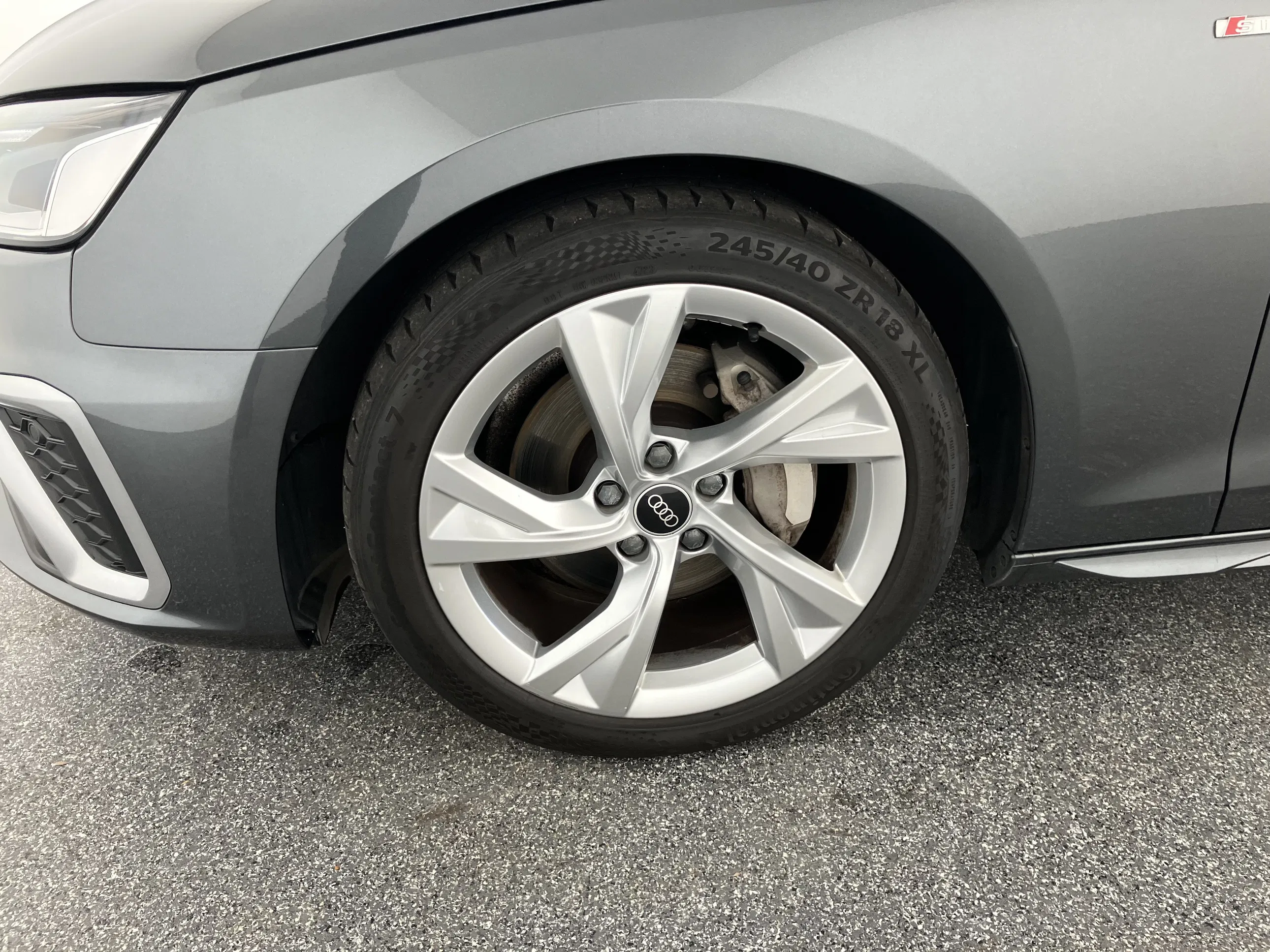 Audi A4 Avant 40 TFSI S line | Bild 22 von 31