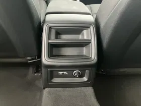 Audi A4 Avant 40 TFSI S line | Thumbnail 24 von 31