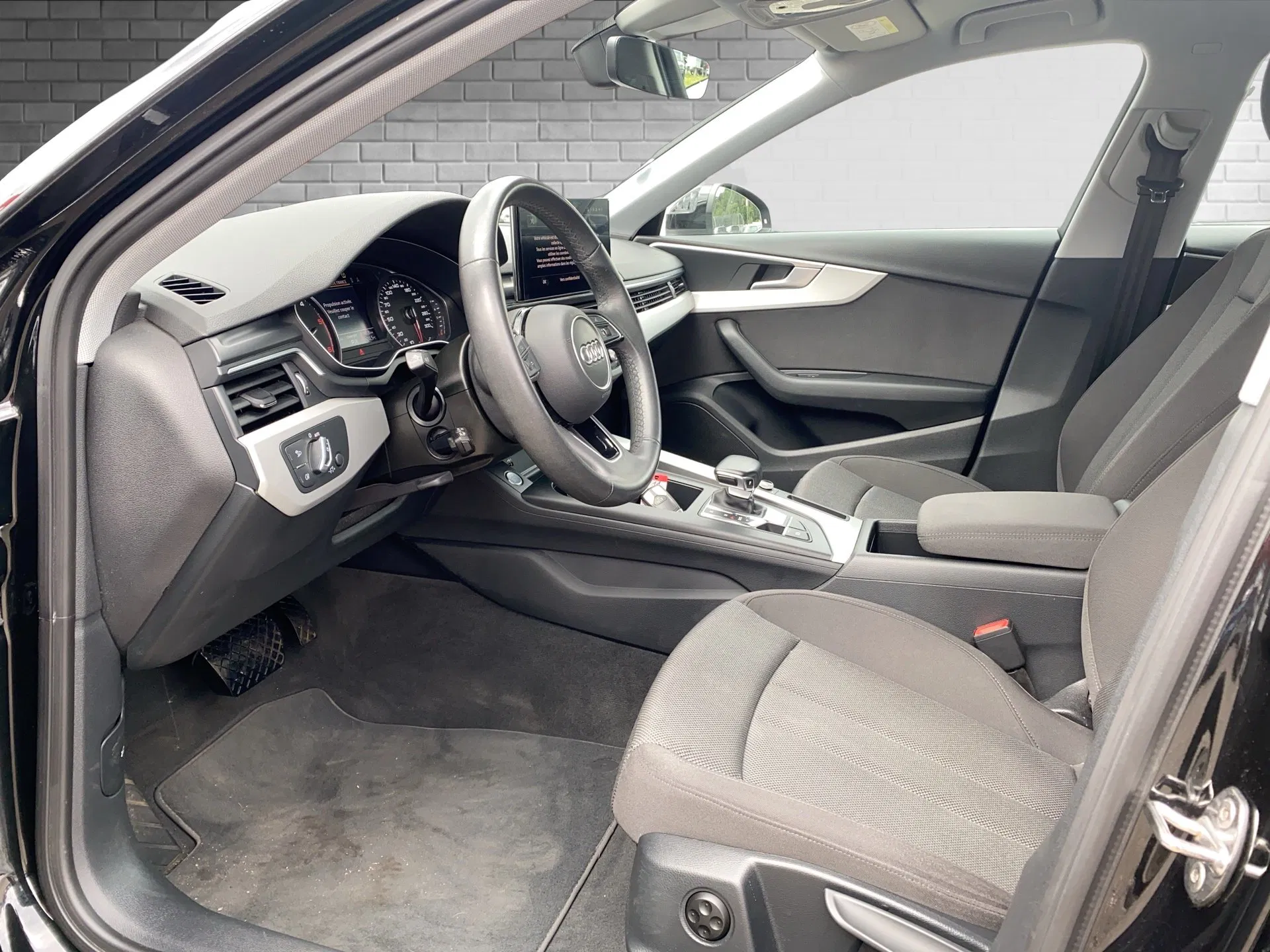 Audi A4 Avant 30 2.0 TDI advanced | Bild 11 von 26