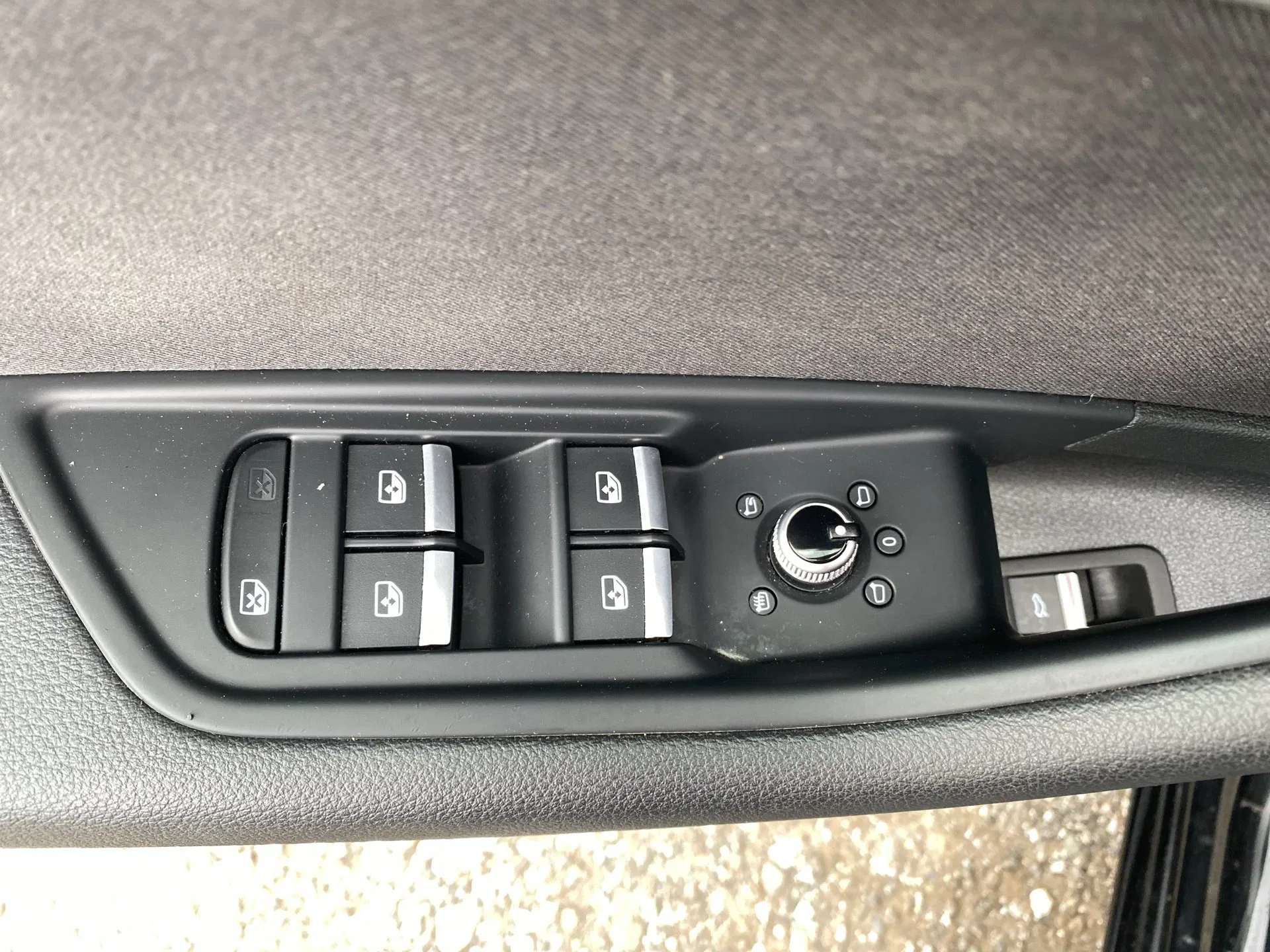 Audi A4 Avant 30 2.0 TDI advanced | Bild 9 von 26