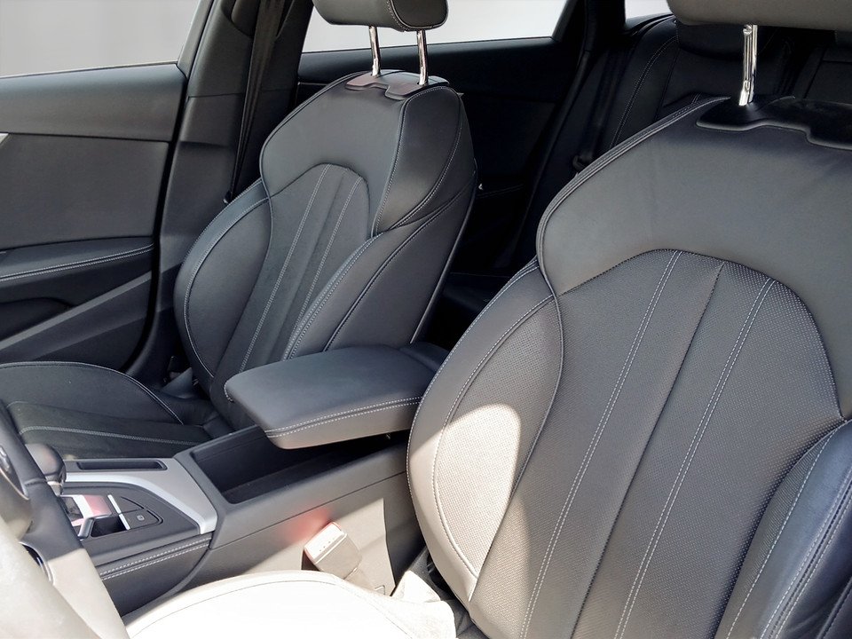 Audi A4 Avant 40 2.0 TFSI quattro S-Line | Bild 9 von 23