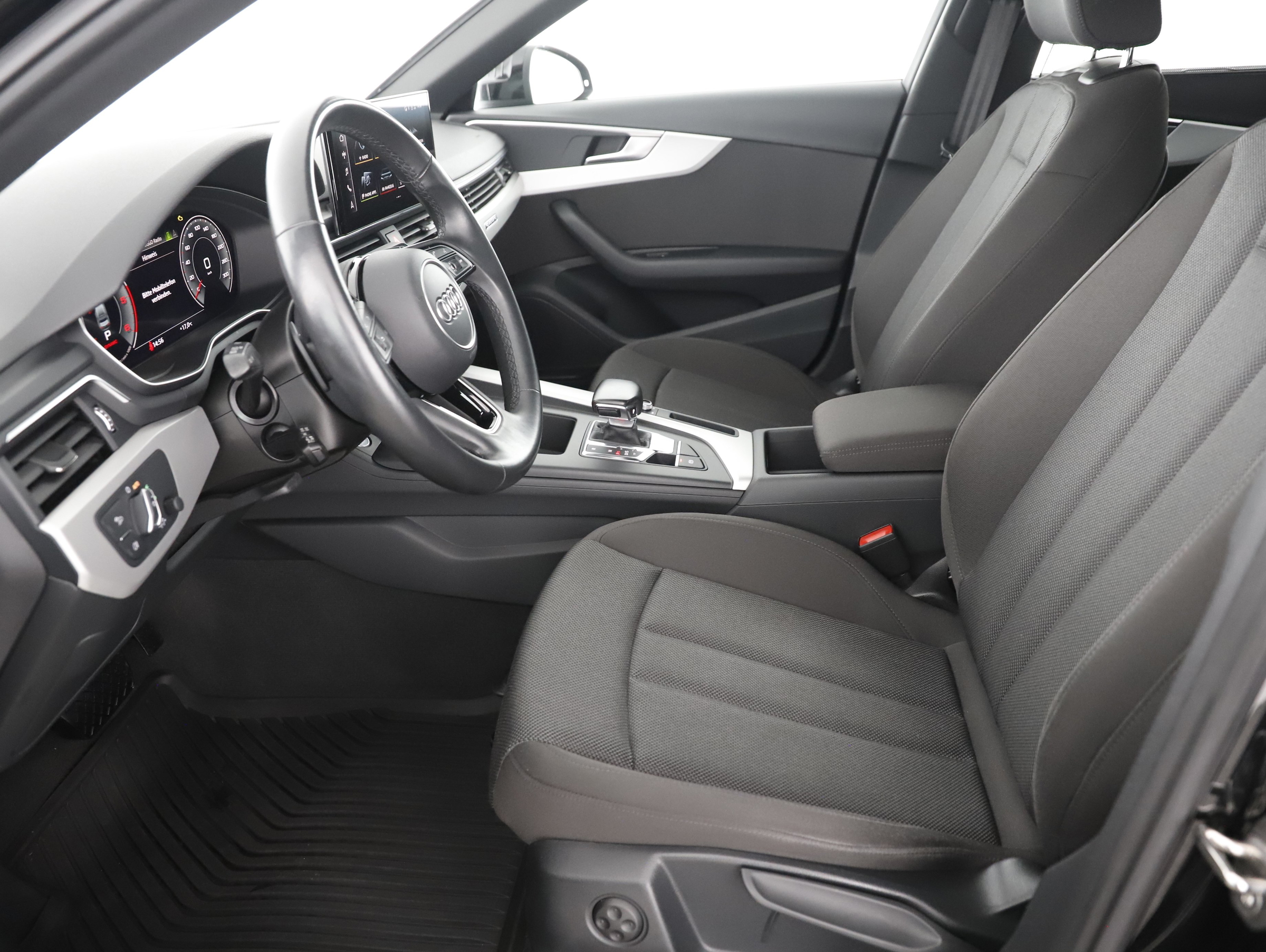 Audi A4 40 2.0 TDI quattro advanced | Bild 4 von 31