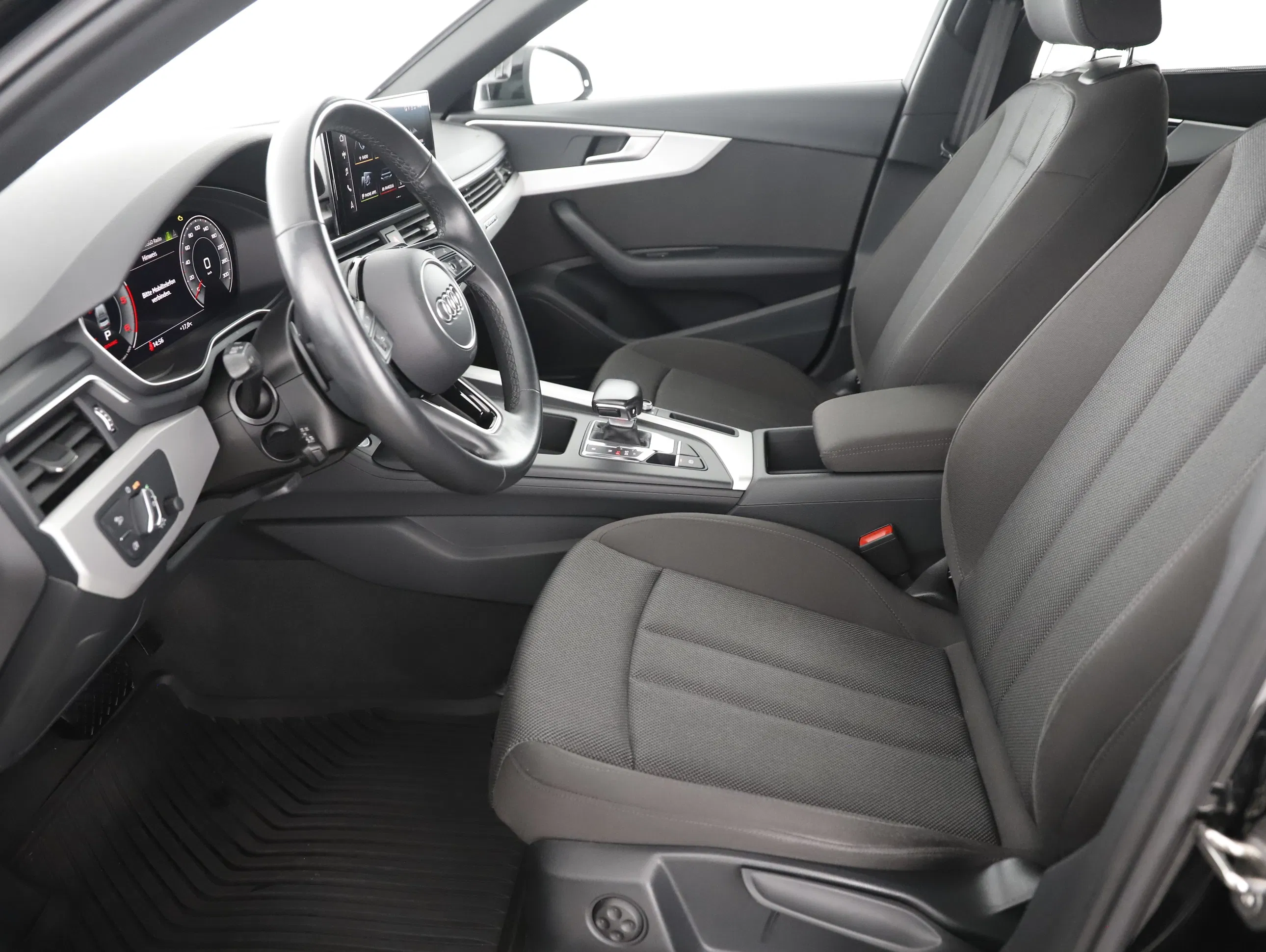 Audi A4 40 2.0 TDI quattro advanced | Bild 4 von 31