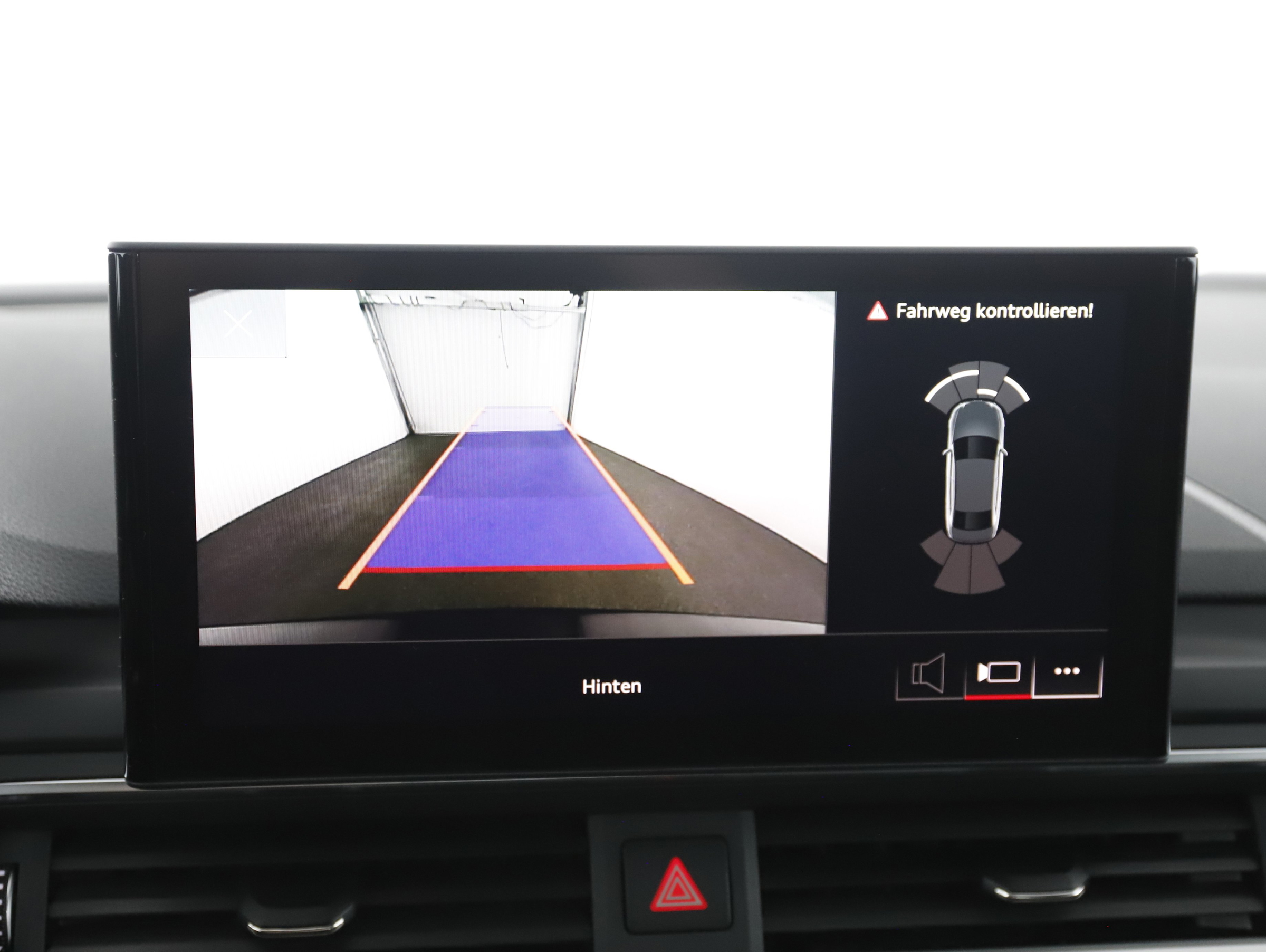 Audi A4 40 2.0 TDI quattro advanced | Bild 9 von 31