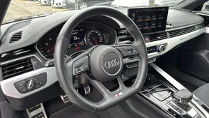 Audi A4 40 2.0 TDI quattro S-Line | Thumbnail 10 von 24