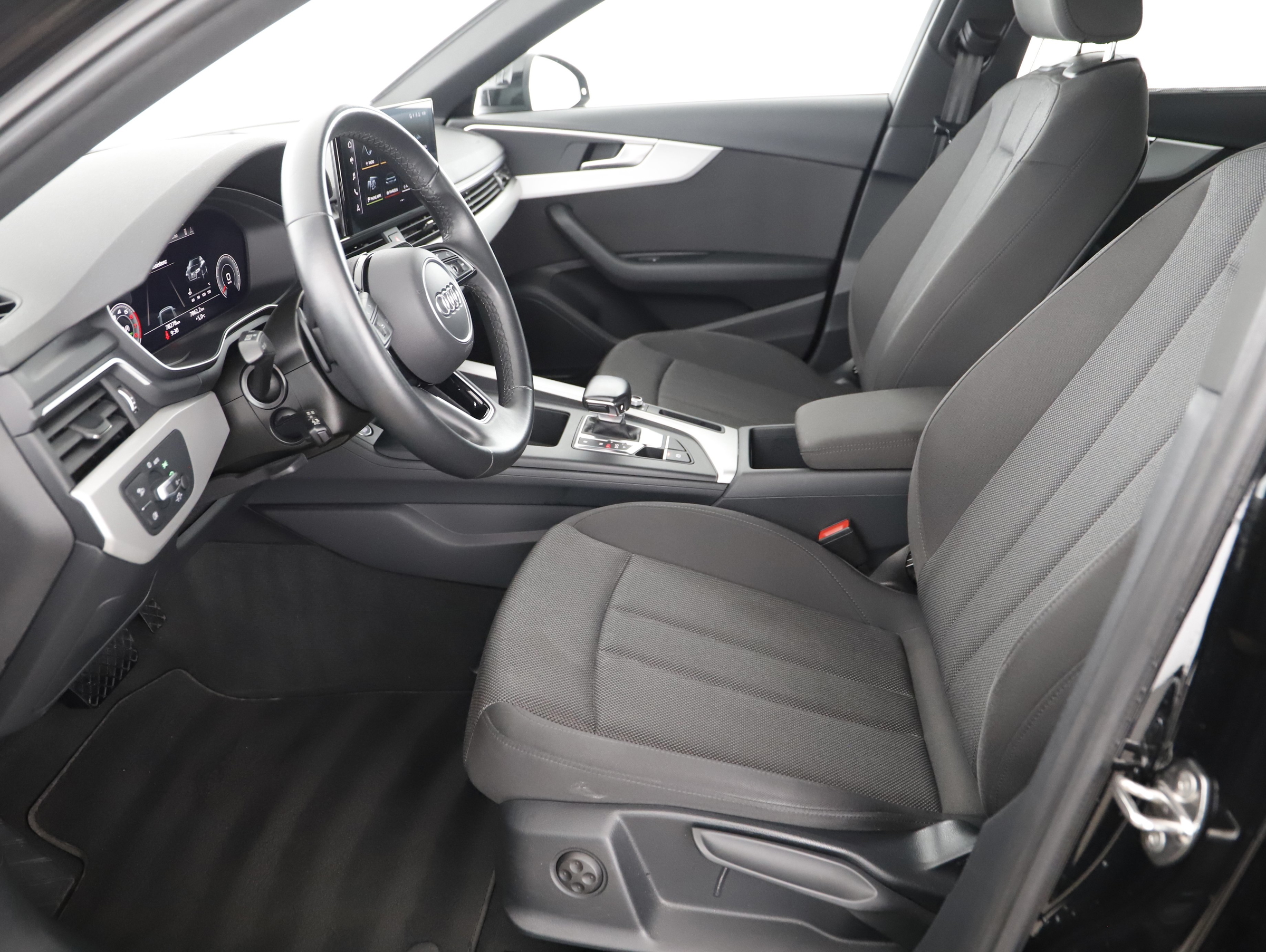 Bild eines Audi A4 40 TFSI S-Line Aut.