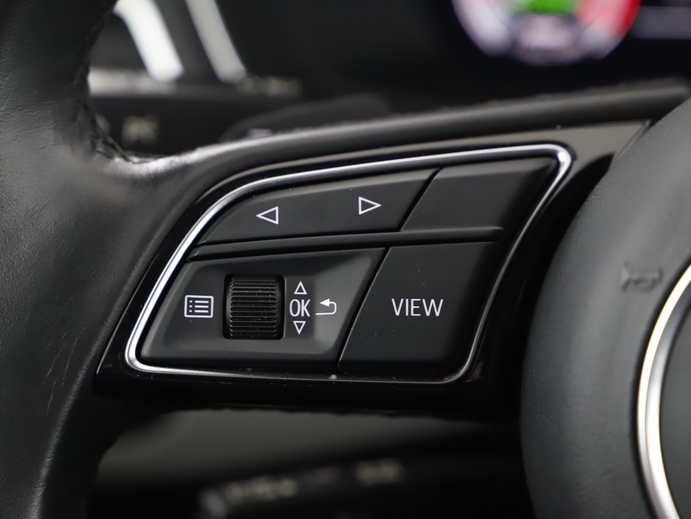 Audi A4 40 TFSI S-Line Aut. | Bild 10 von 22