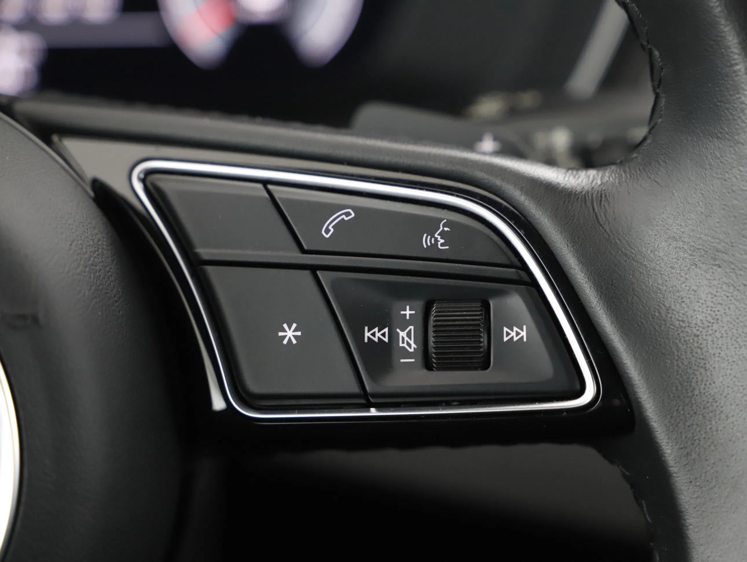 Audi A4 40 TFSI S-Line Aut. | Bild 11 von 22