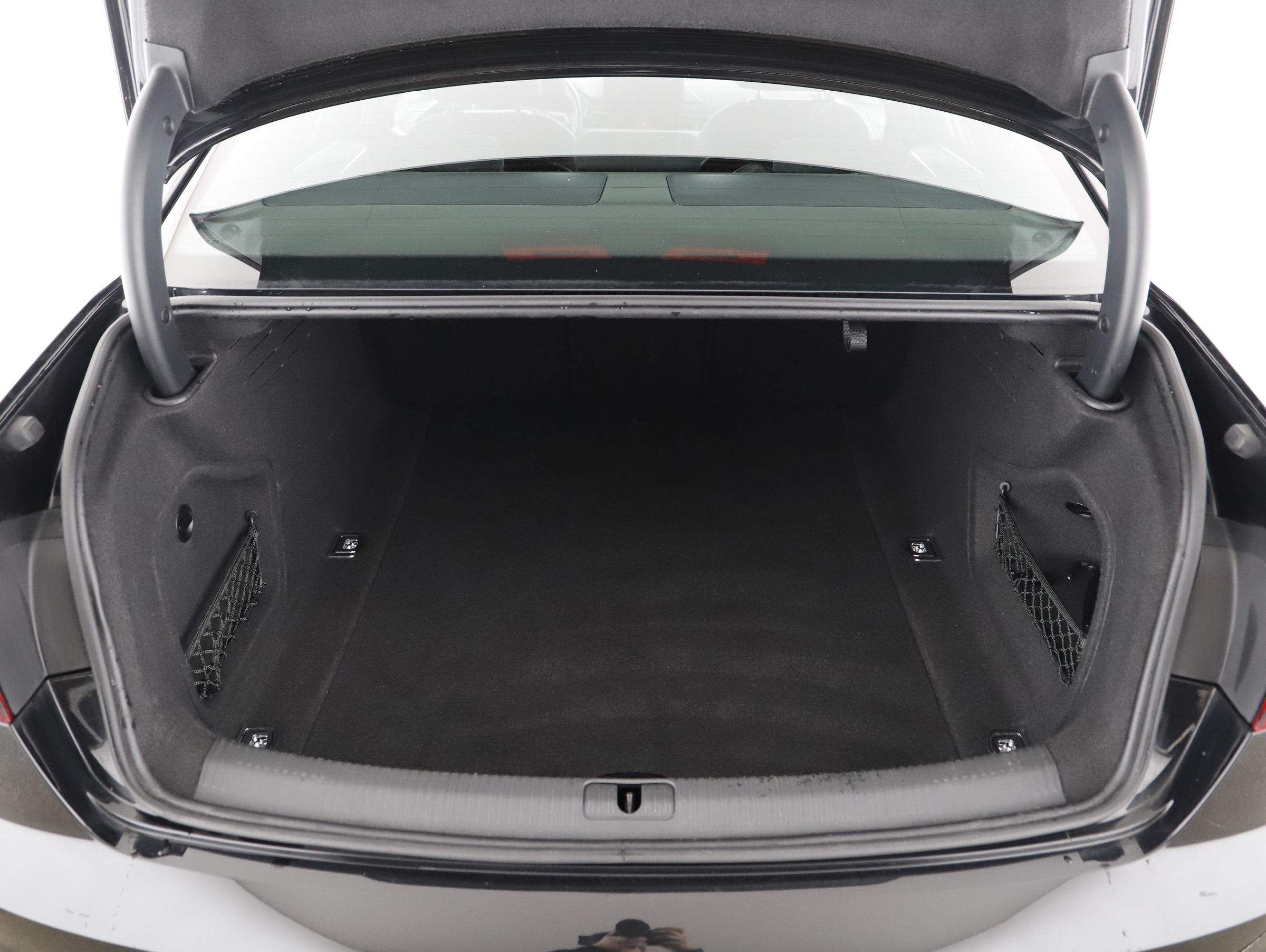 Audi A4 40 TFSI S-Line Aut. | Bild 20 von 22