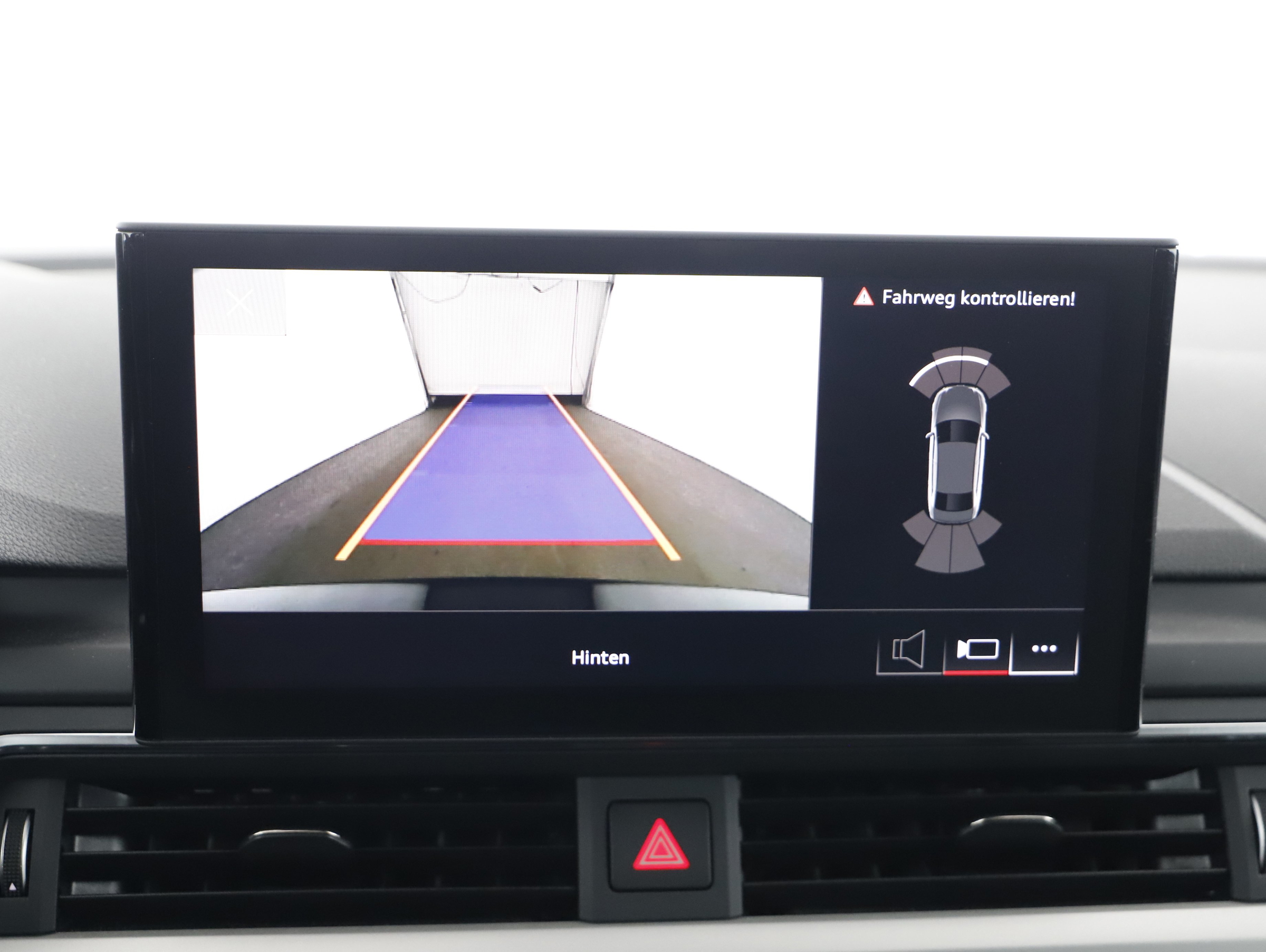 Audi A4 40 TFSI S-Line Aut. | Bild 18 von 22