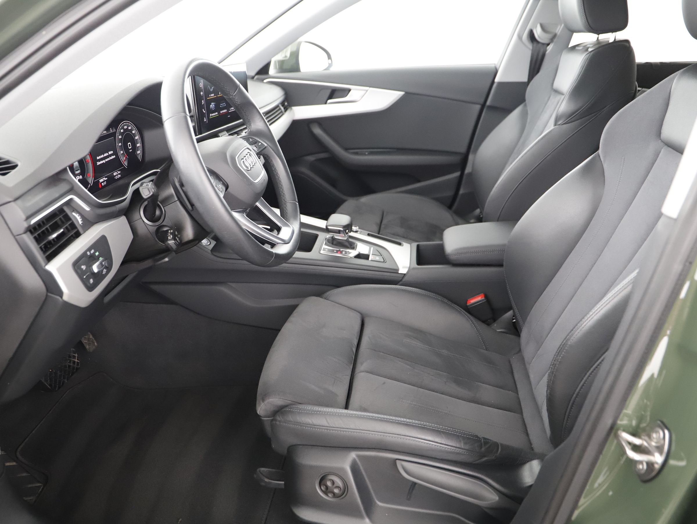 Bild eines Audi A4 30 2.0 TDI advanced