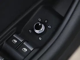 Audi A4 30 2.0 TDI advanced | Thumbnail 16 von 22