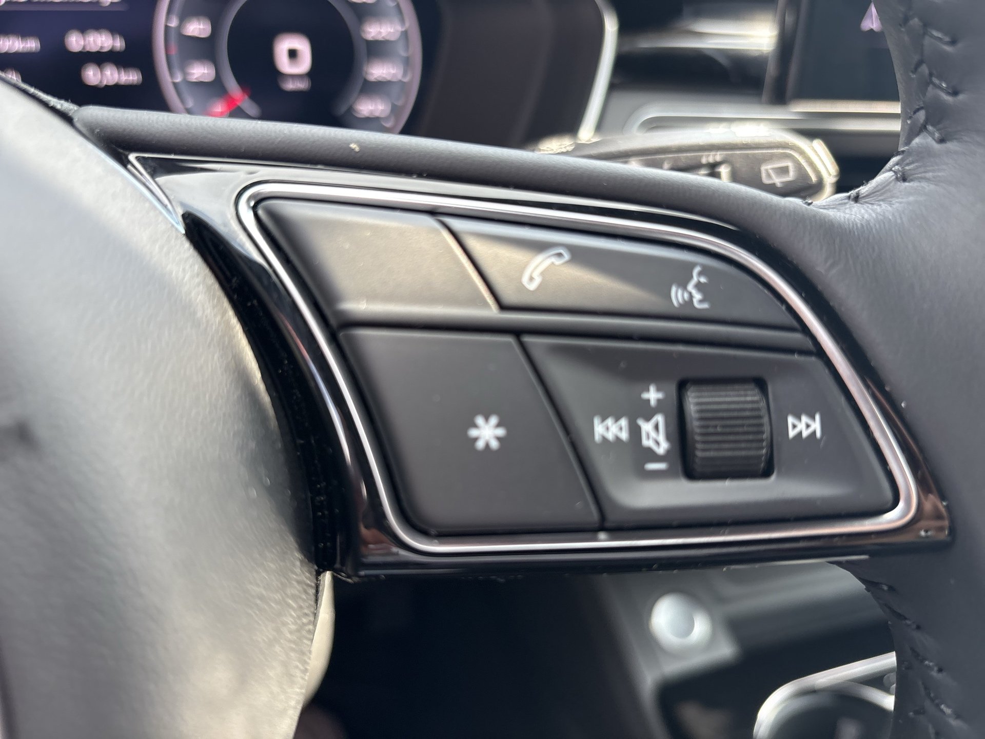 Audi A4 Avant 35 TDI Aut. | Bild 12 von 20