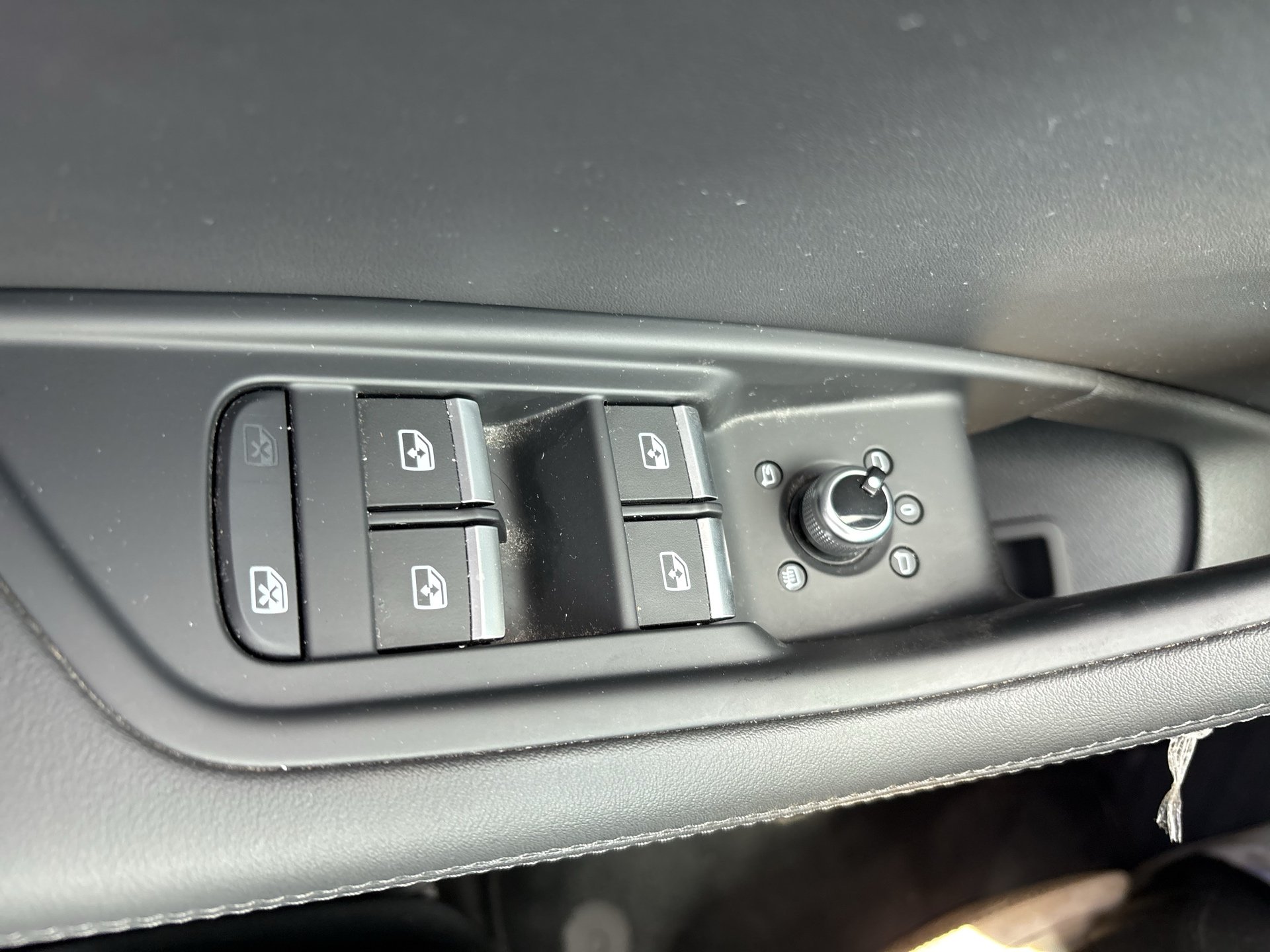 Audi A4 Avant 35 TDI Aut. | Bild 8 von 20