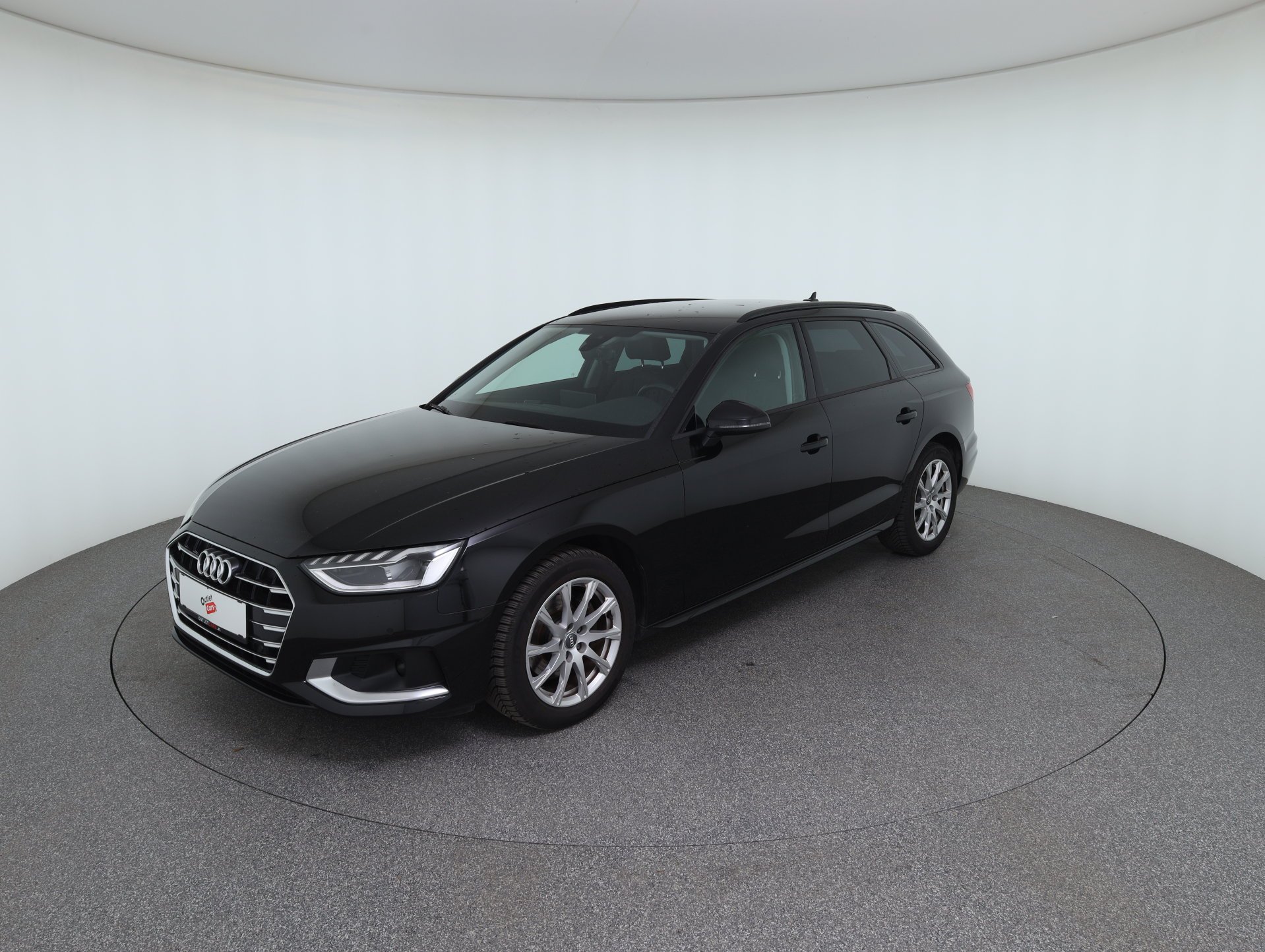 Audi A4 Avant 30 2.0 TDI advanced | Bild 2 von 31