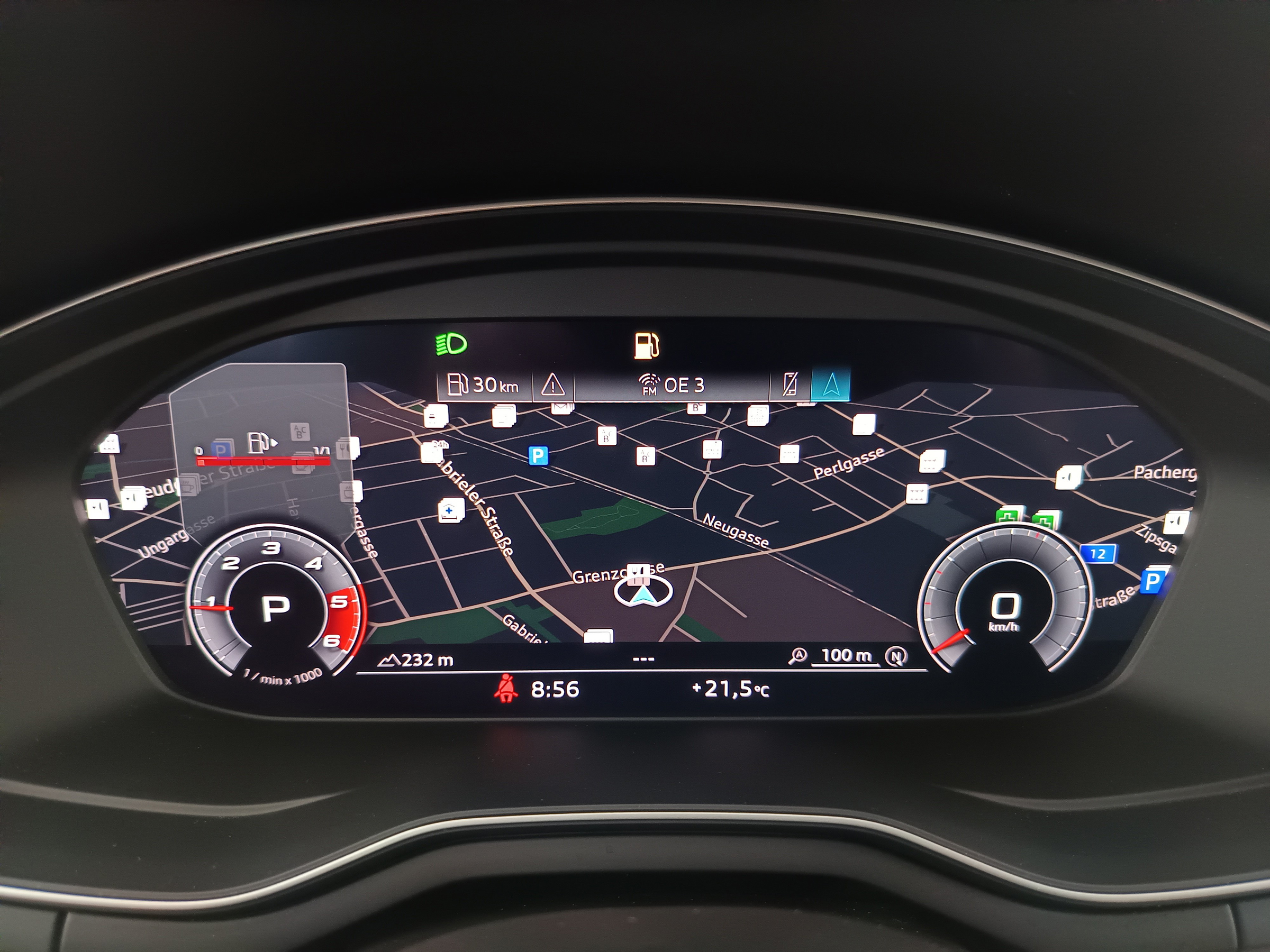 Audi A4 Avant 30 2.0 TDI advanced | Bild 15 von 31