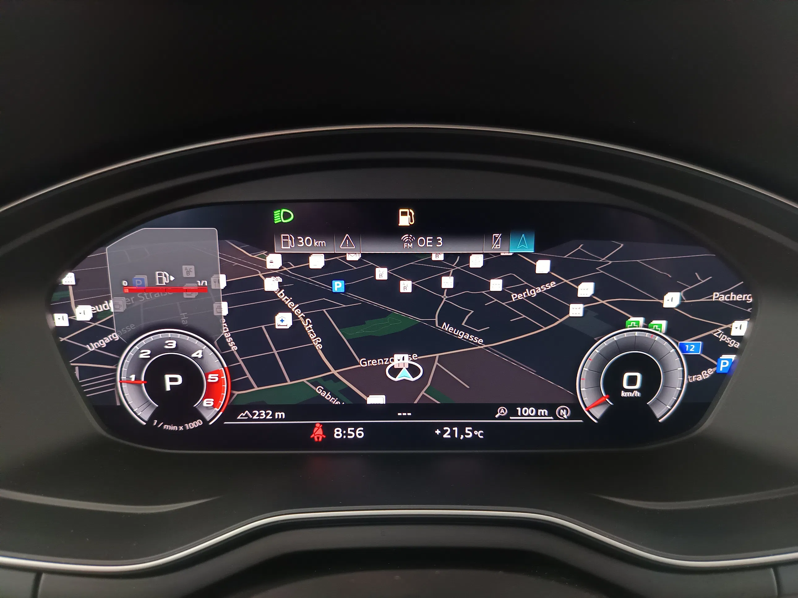 Audi A4 Avant 30 2.0 TDI advanced | Bild 15 von 31