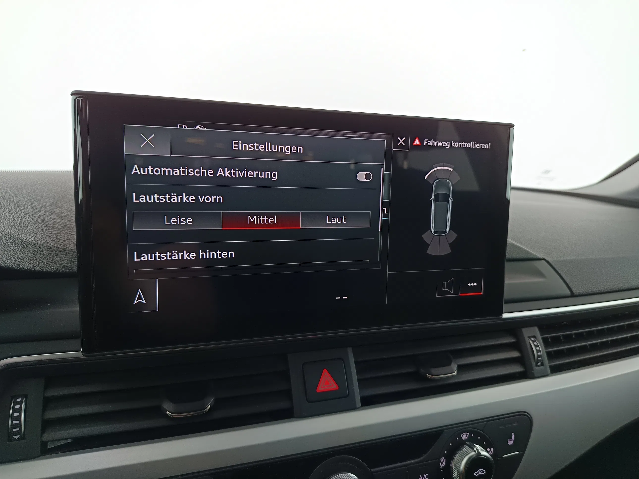 Audi A4 Avant 30 2.0 TDI advanced | Bild 18 von 31