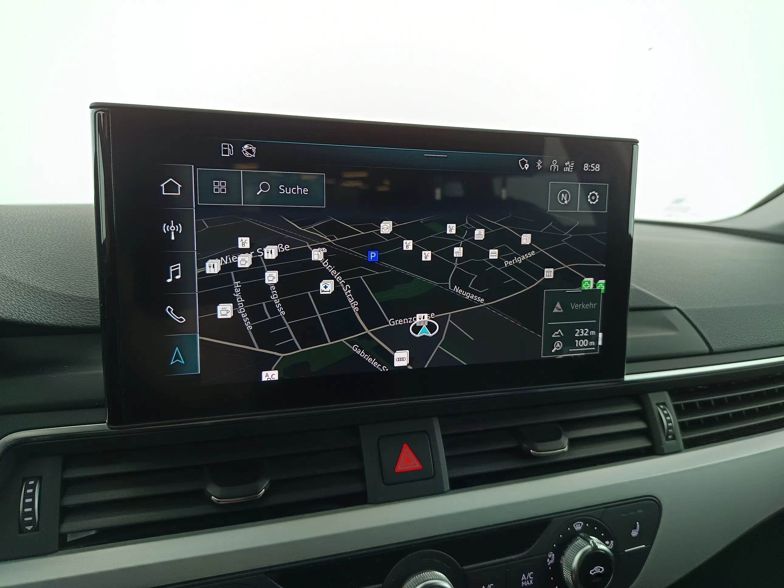 Audi A4 Avant 30 2.0 TDI advanced | Bild 19 von 31