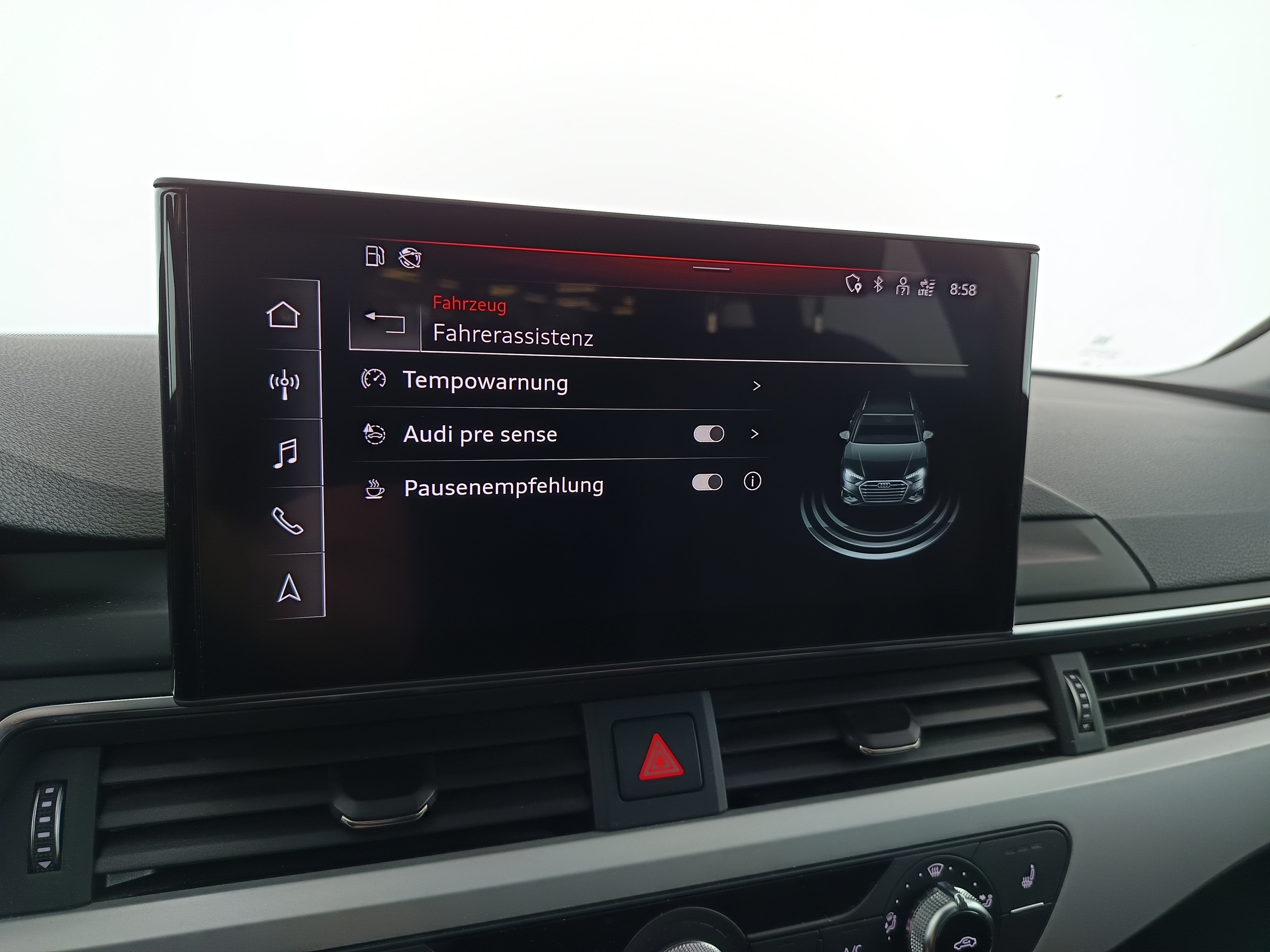 Audi A4 Avant 30 2.0 TDI advanced | Bild 20 von 31