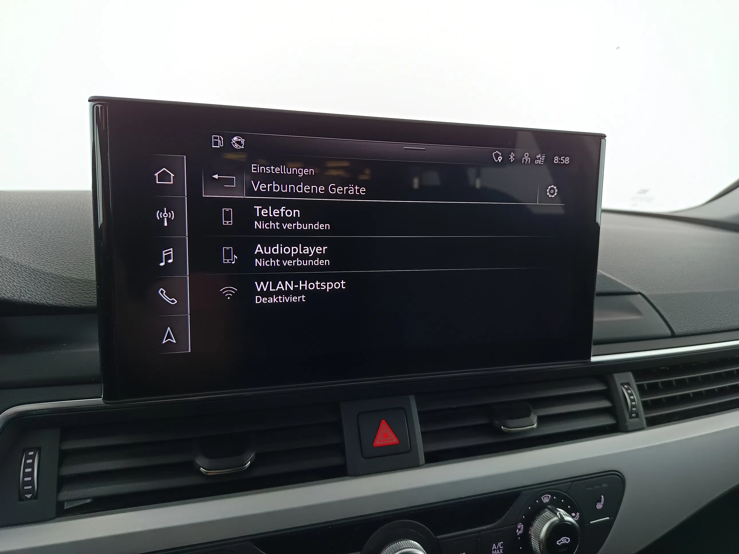 Audi A4 Avant 30 2.0 TDI advanced | Bild 23 von 31