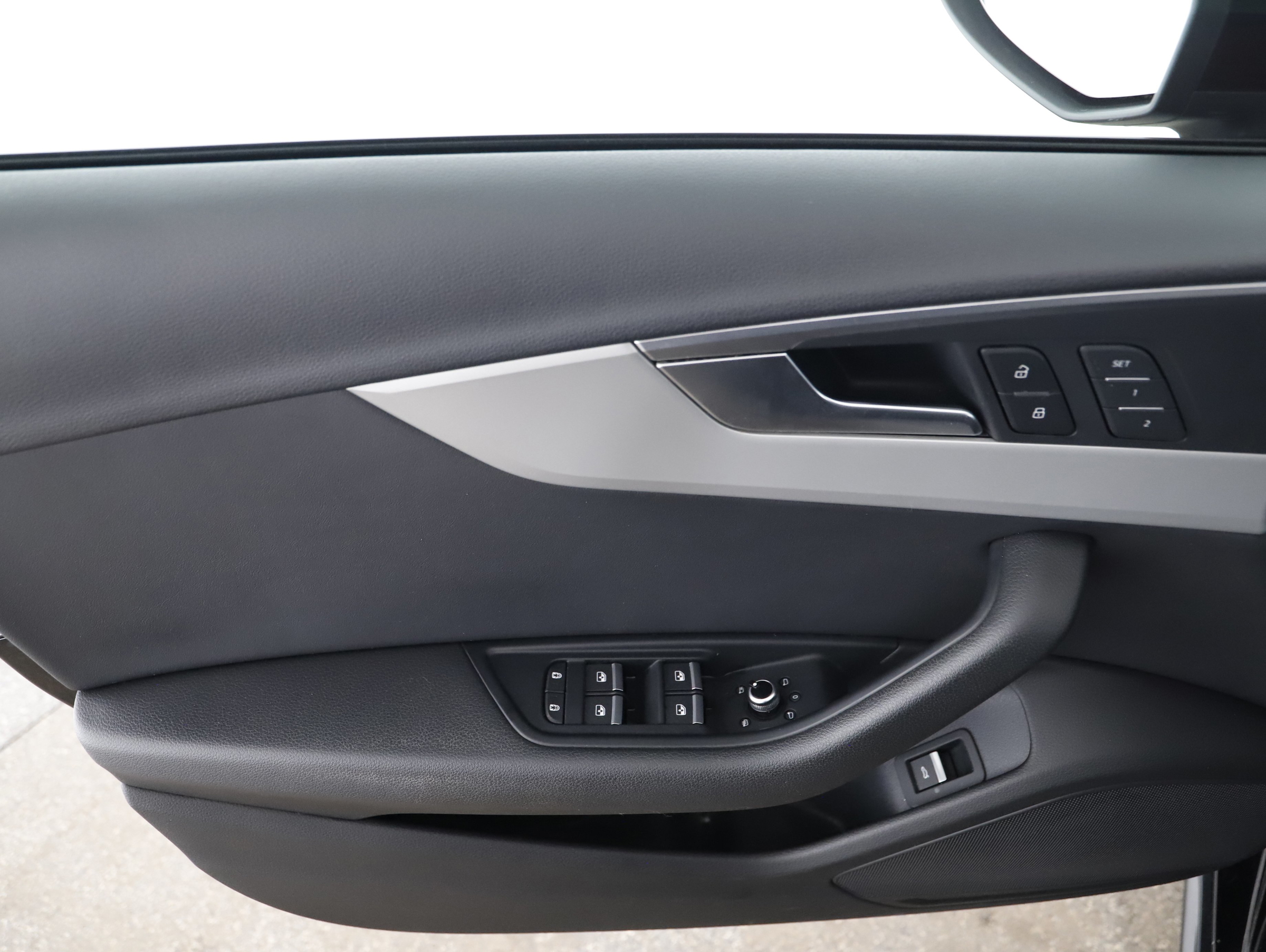 Audi A4 45 3.0 TDI quattro advanced | Bild 12 von 31