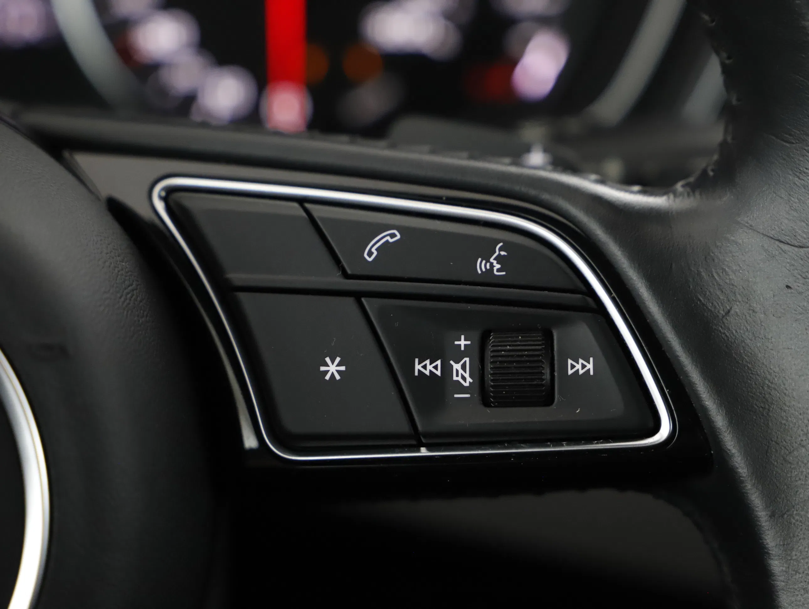 Audi A4 45 3.0 TDI quattro advanced | Bild 17 von 31