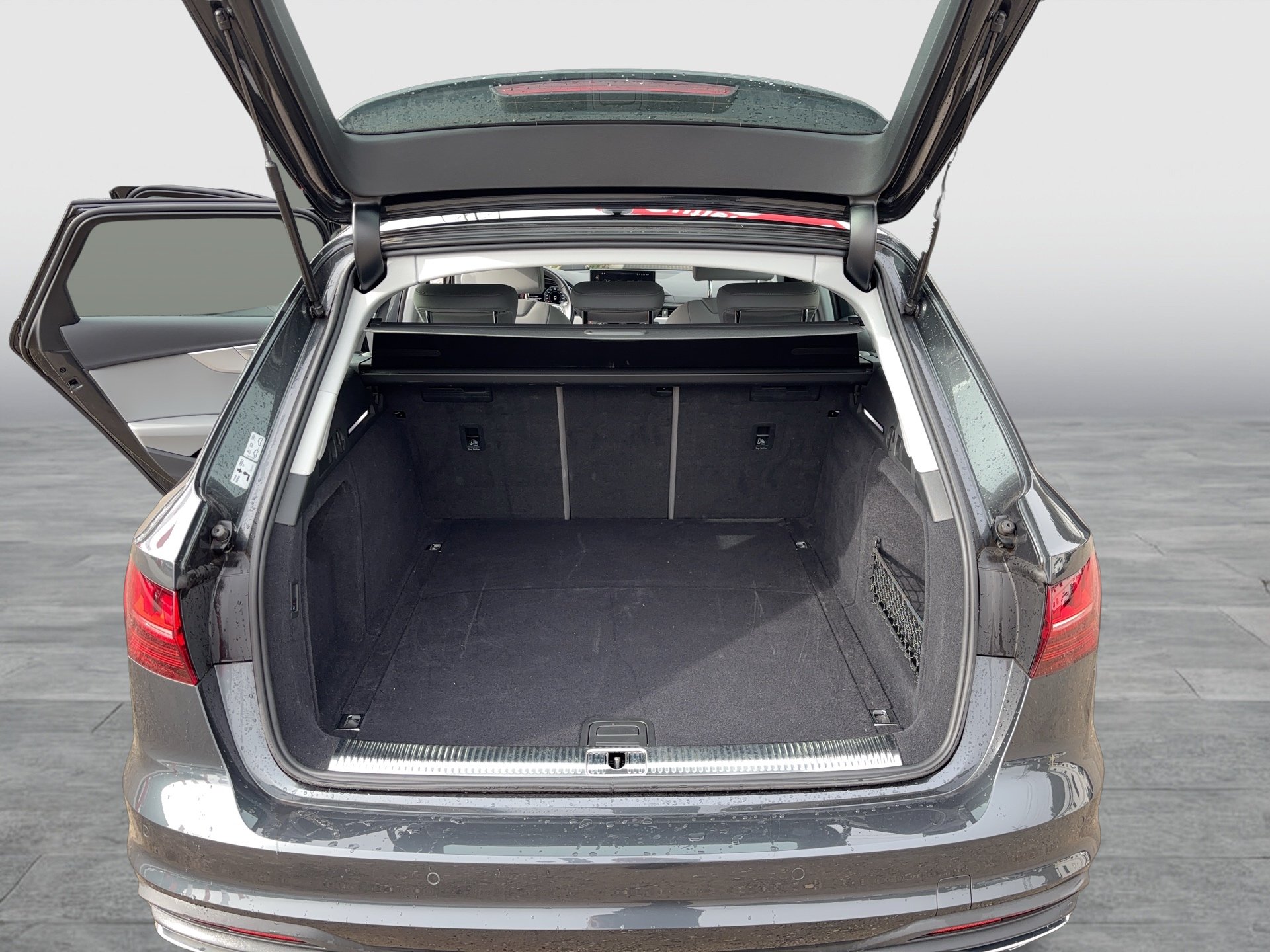 Audi A4 Avant 30 2.0 TDI | Bild 25 von 29