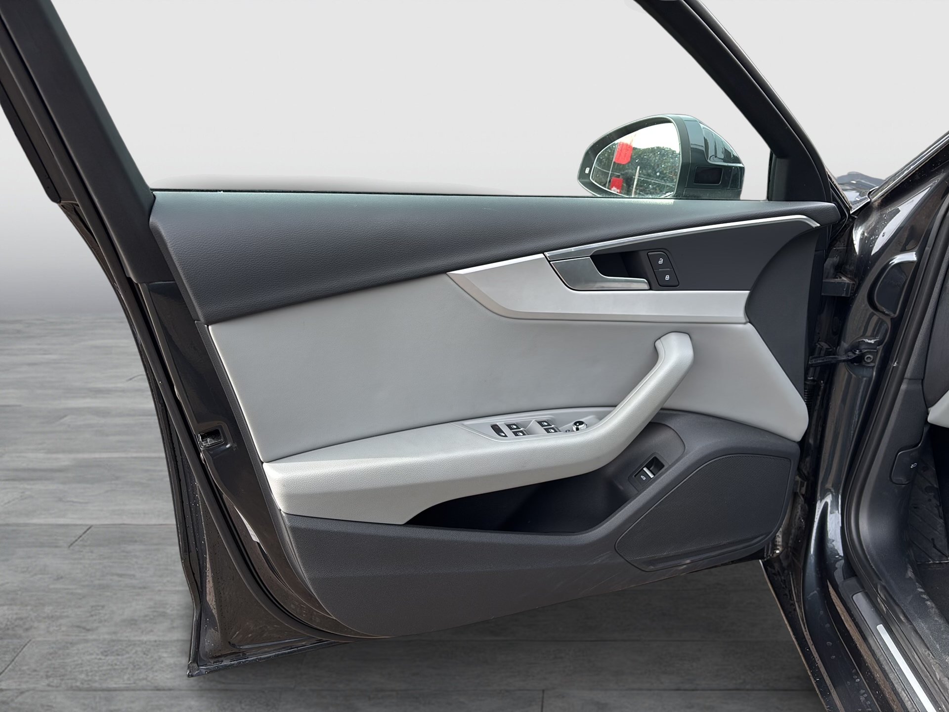 Audi A4 Avant 30 2.0 TDI | Bild 9 von 29