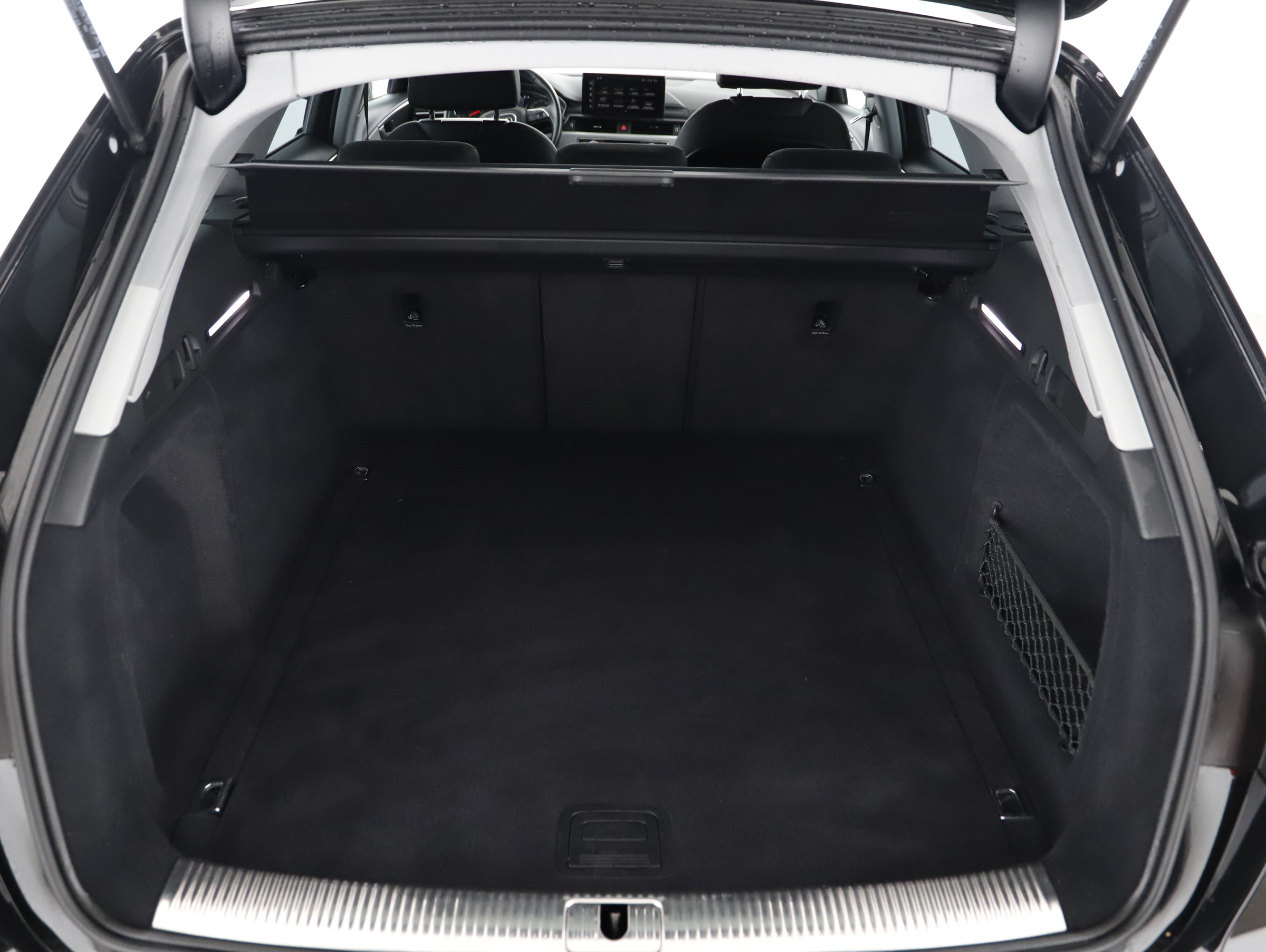 Audi A4 Avant 35 2.0 TDI S-Line | Bild 17 von 20
