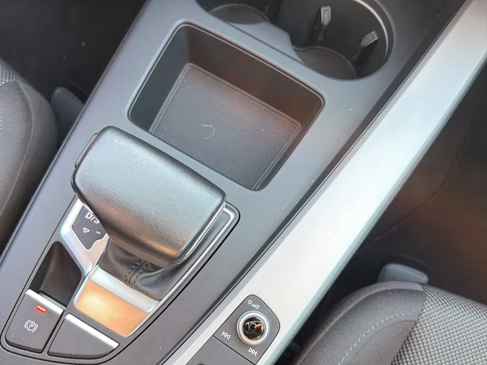 Audi A4 Avant 35 2.0 TDI S-Line | Bild 17 von 22
