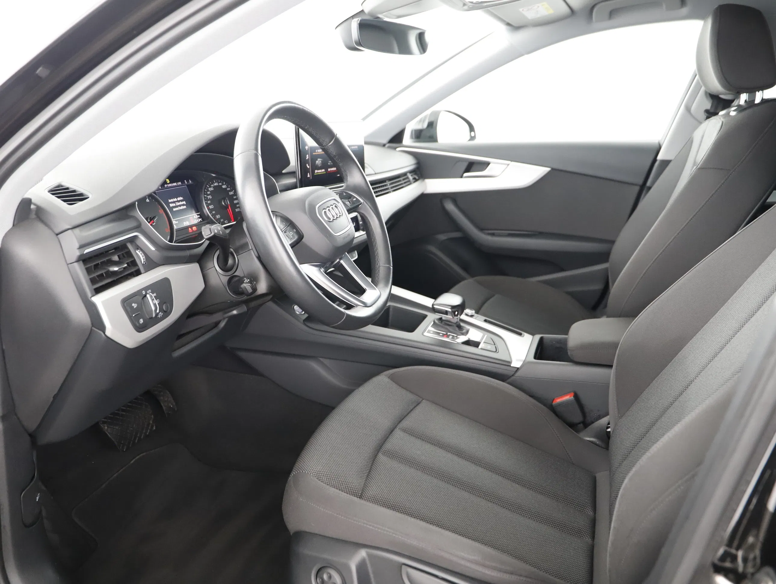 Audi A4 Avant 35 2.0 TDI S-Line | Bild 6 von 20