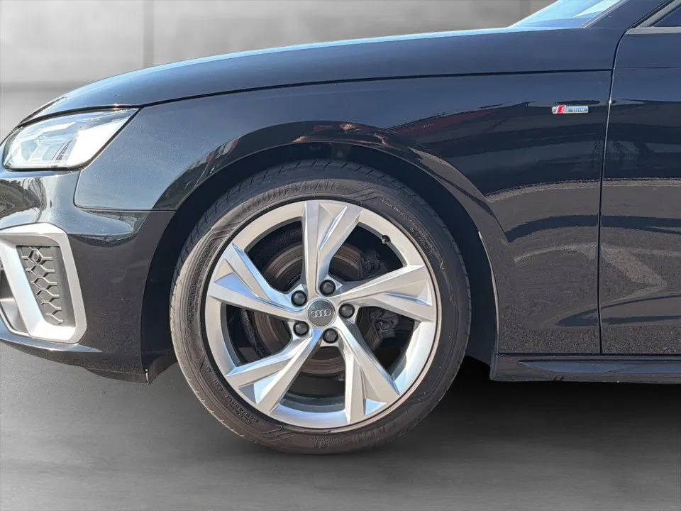 Audi A4 Avant 35 2.0 TDI S-Line | Bild 6 von 22