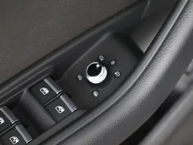 Audi A4 Avant 35 2.0 TDI | Thumbnail 16 von 23