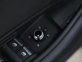 Audi A4 40 2.0 TDI quattro advanced | Thumbnail 5 von 20