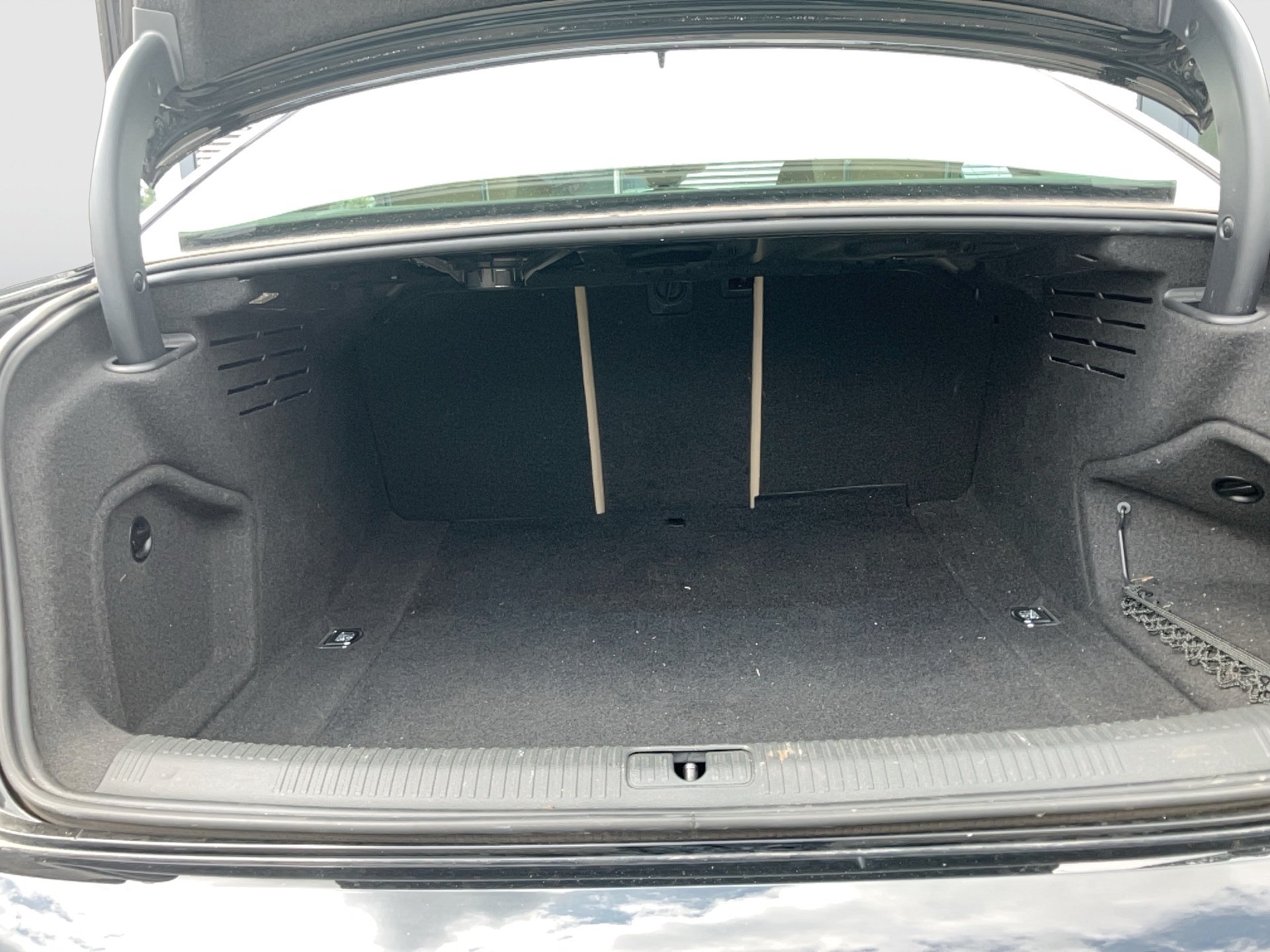 Audi A4 30 2.0 TDI | Bild 20 von 22