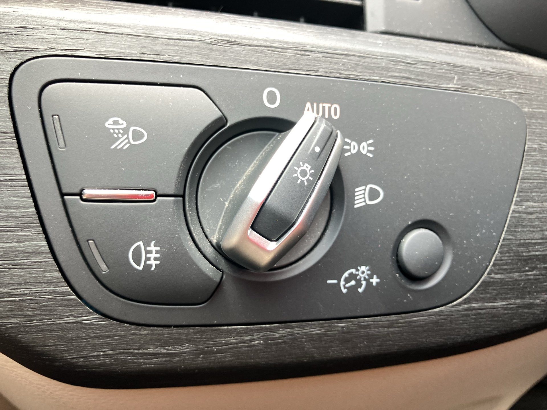 Audi A4 30 2.0 TDI | Bild 9 von 22