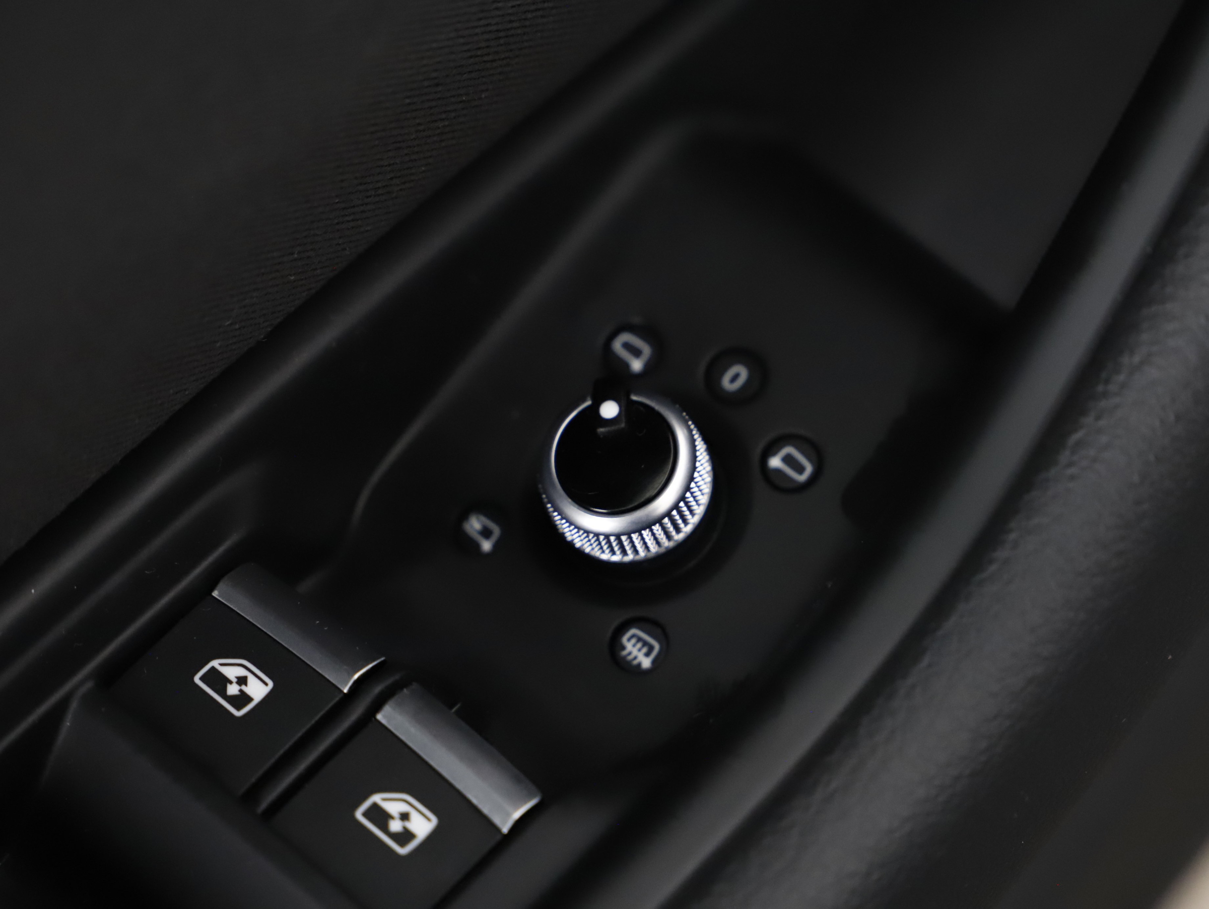 Audi A4 35 2.0 TDI advanced | Bild 24 von 26